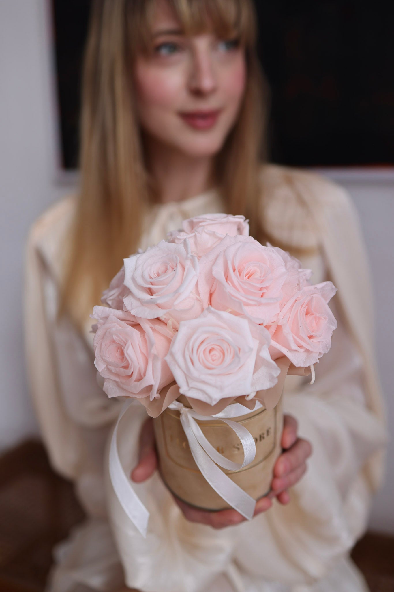 Flowerbox Wieczne Róże „Pudrowa Elegancja”