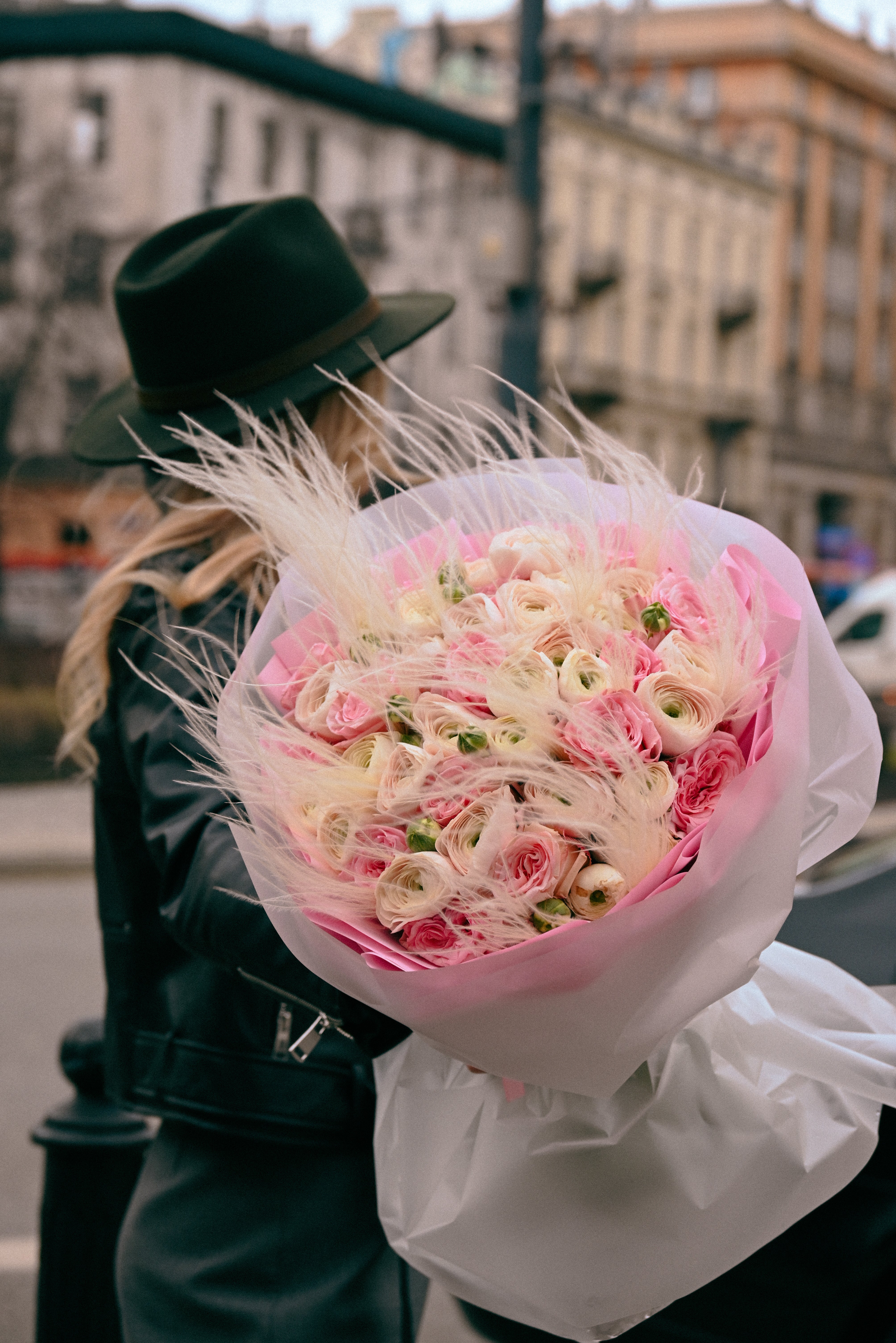 Bukiet z Jaskrów i Róży Pink Ohara