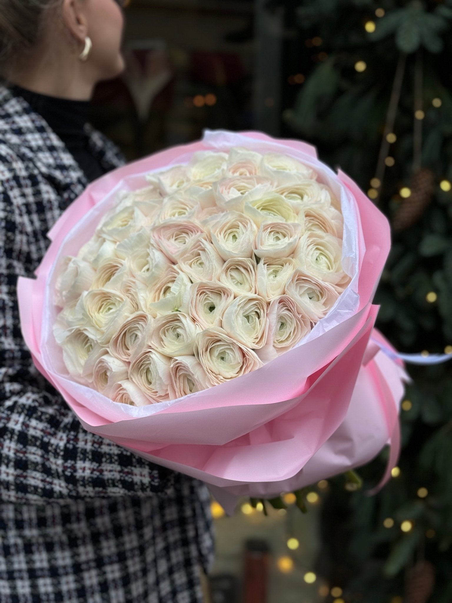 Bukiet kwiatów Jaskry Hanoi - kwiaty Flower Store Warszawa