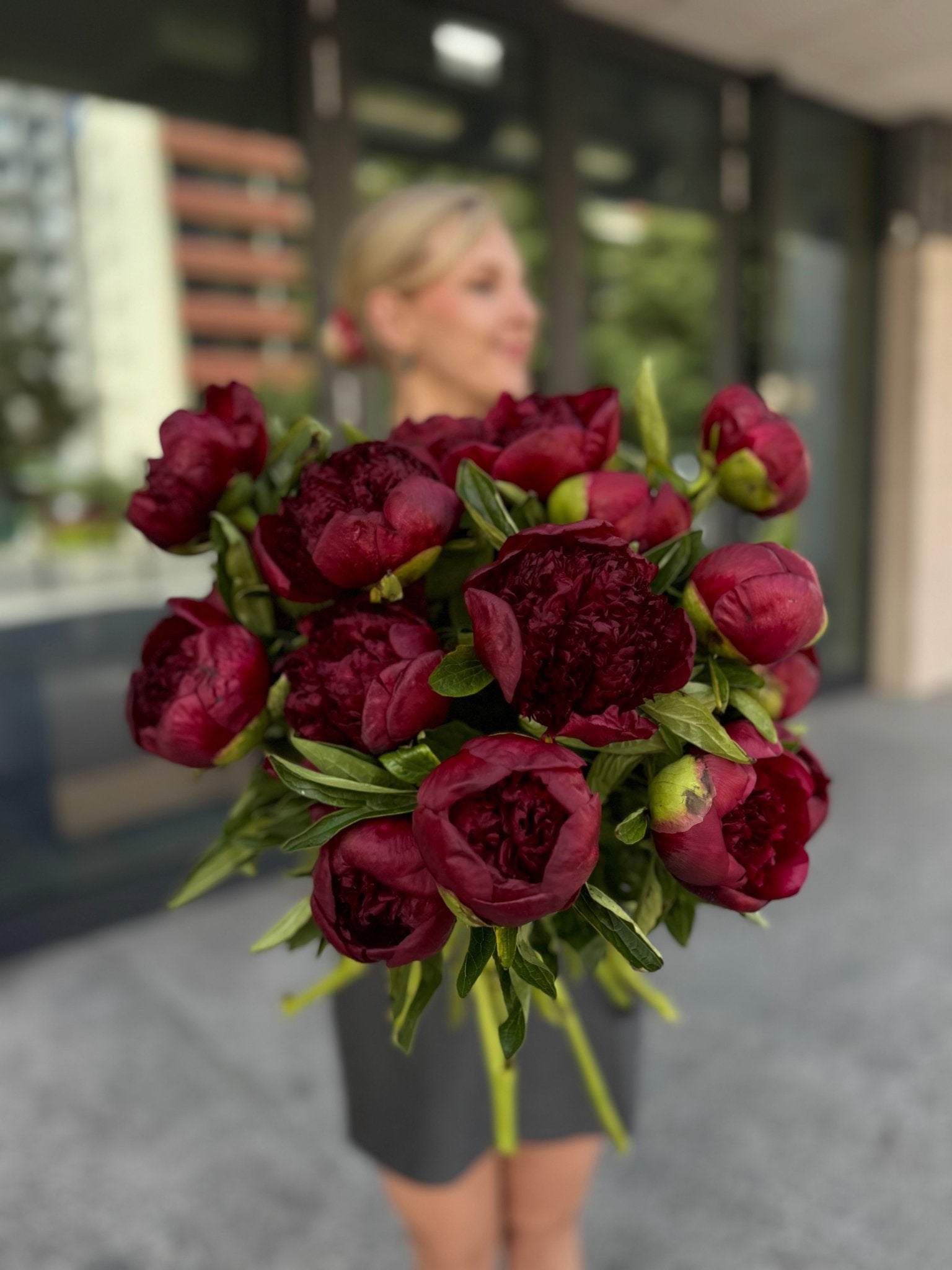 Bukiet piwonii Eteryczna Rosa - kwiaty Flower Store Warszawa