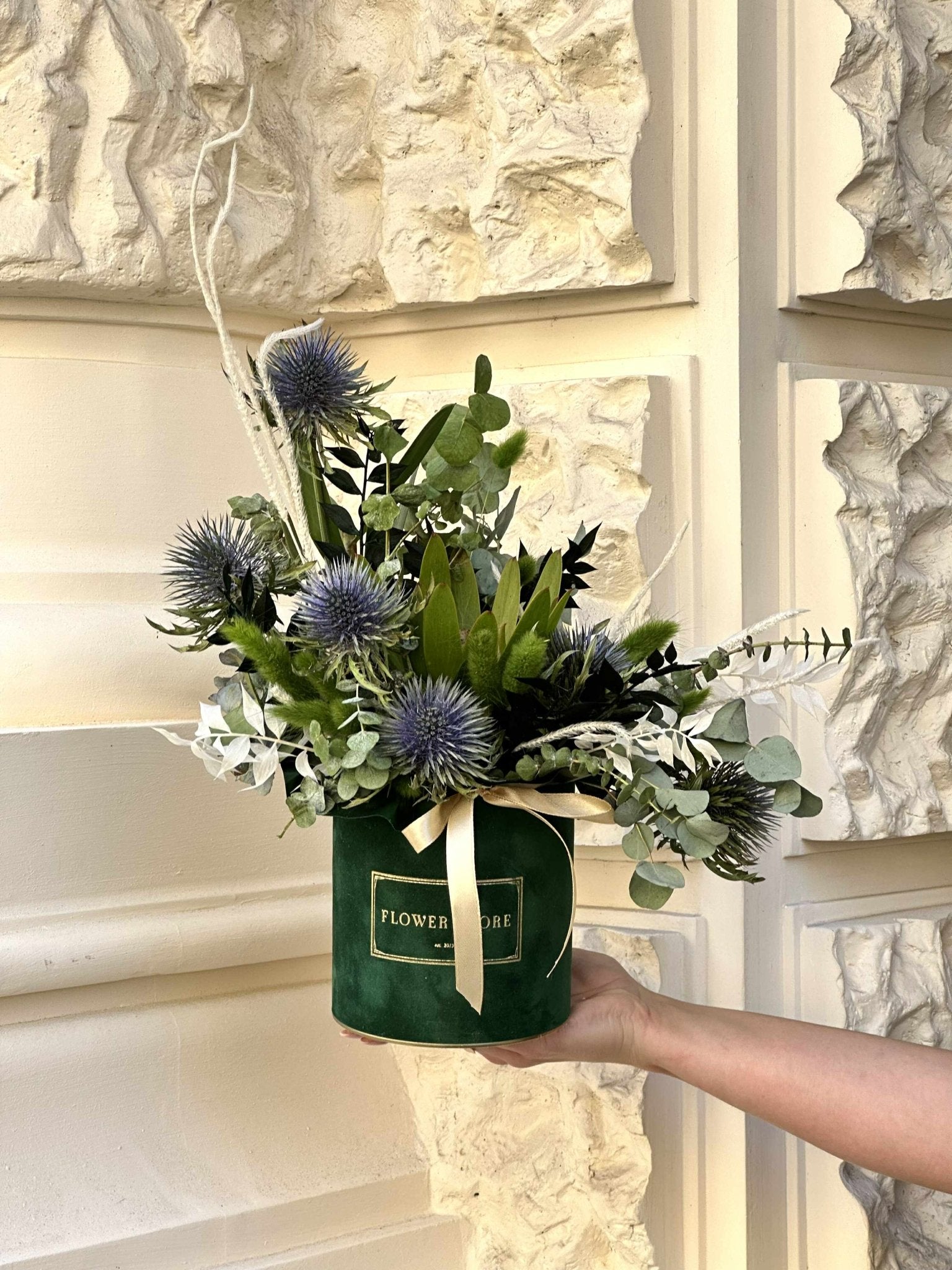 Flowerbox kompozycja z preparowanego eukaliptusa - kwiaty Flower Store Warszawa