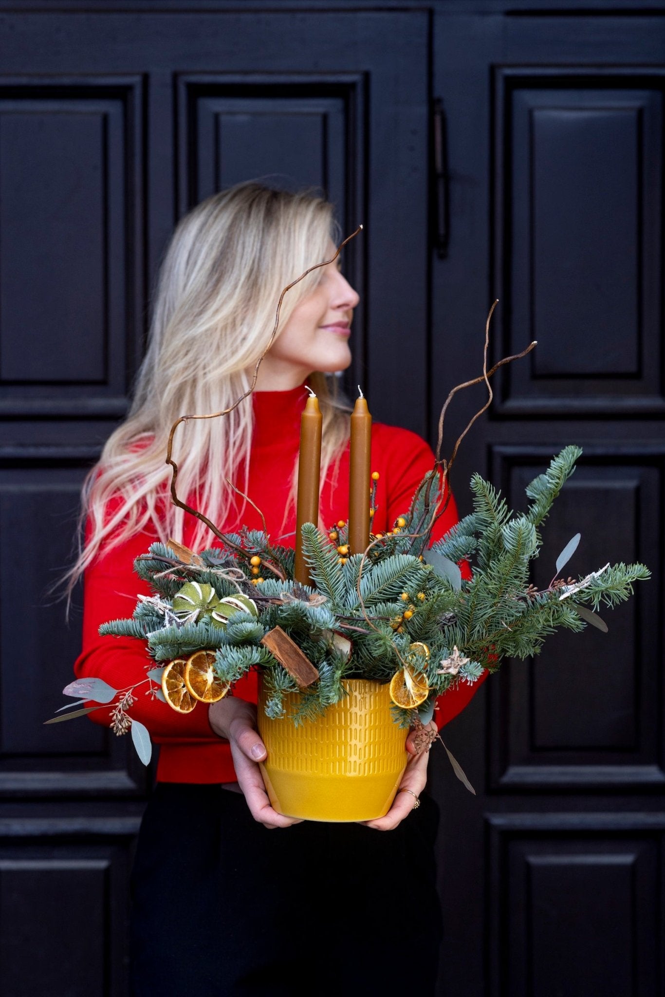 Stroik Świąteczny - Ciepło Pomarańczowej Gwiazdki - kwiaty Flower Store Warszawa