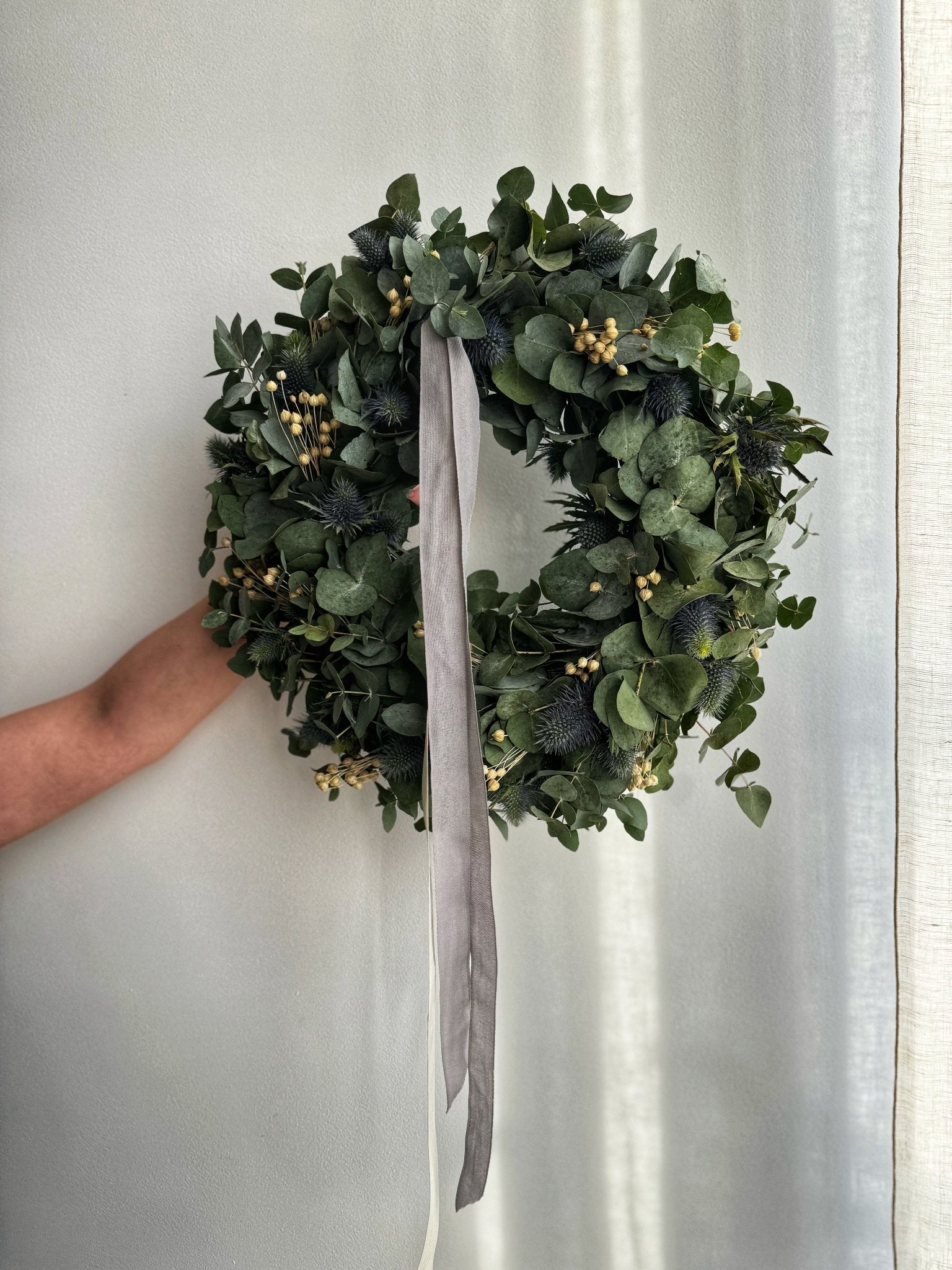 Wianek na drzwi Eukaliptusowy Wiosna z Naturalnymi Wstążkami - kwiaty Flower Store Warszawa