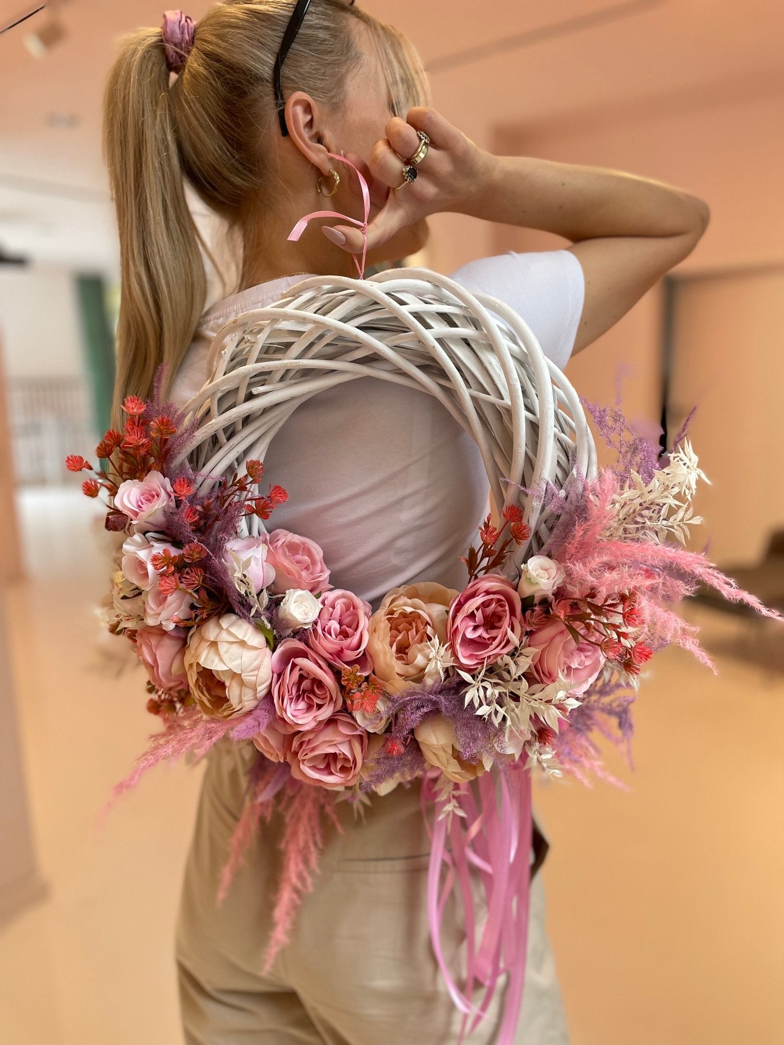 Wianek na drzwi MIVELLA PINK - kwiaty Flower Store Warszawa