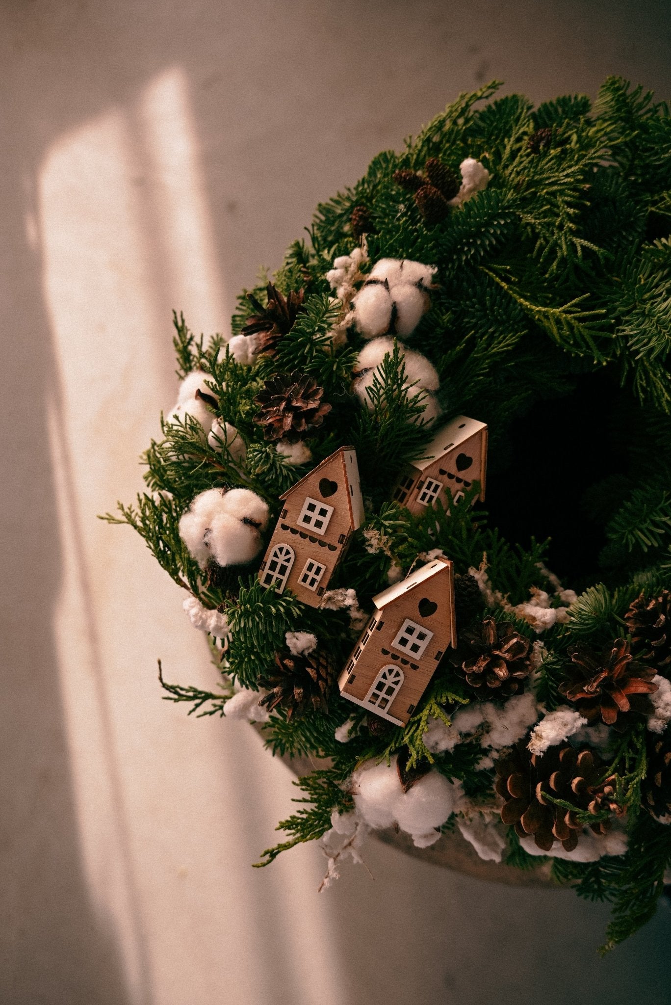 Wianek Świąteczny Na skraju lasu - kwiaty Flower Store Warszawa