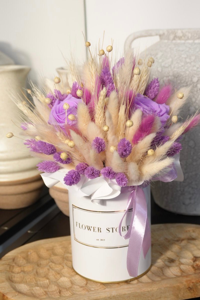 Wieczne róże i susz w odcieniu liliowego - kwiaty Flower Store Warszawa