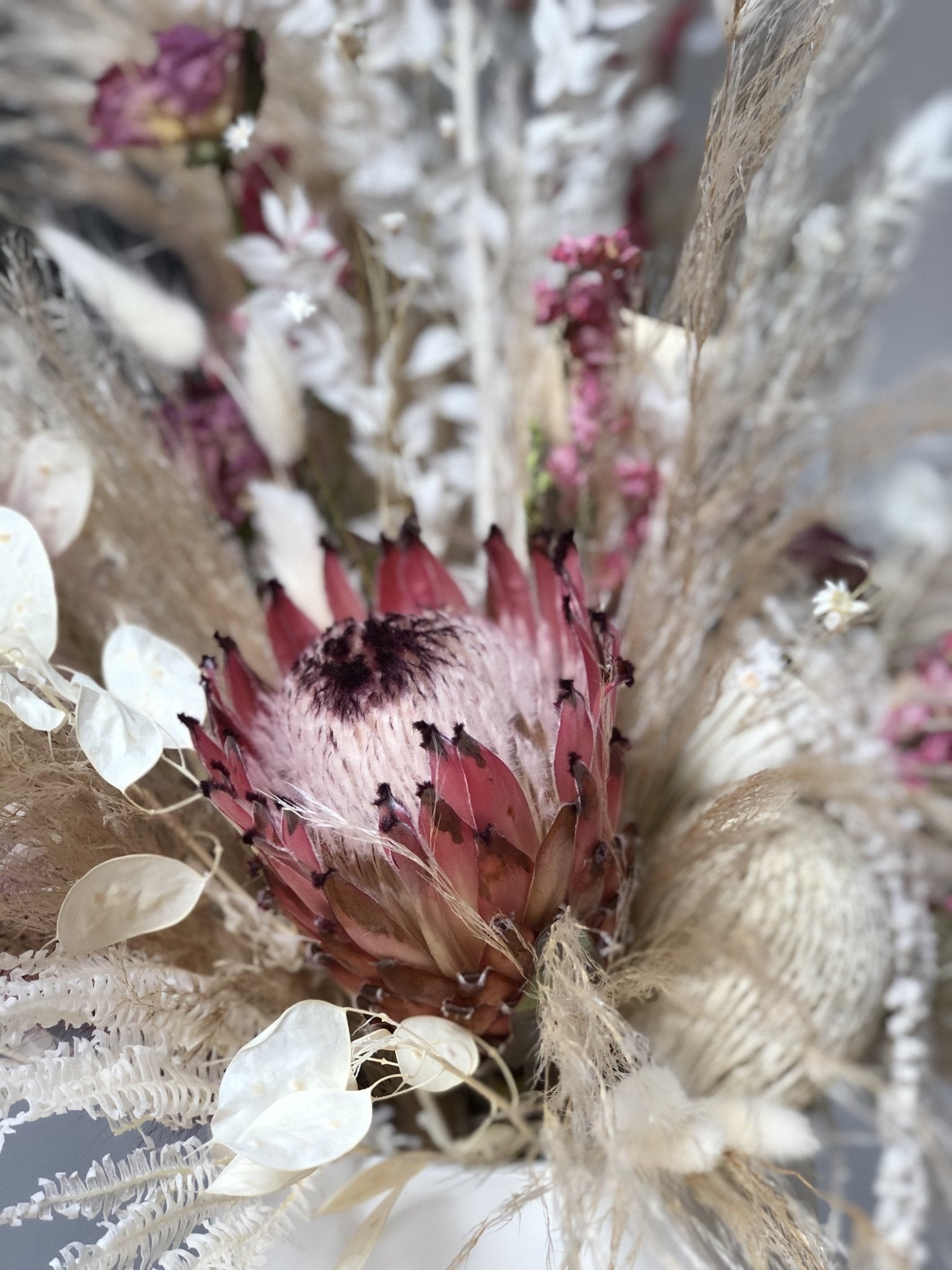 Biała ekskluzywna kompozycja suszona White Sun - kwiaty Flower Store Warszawa