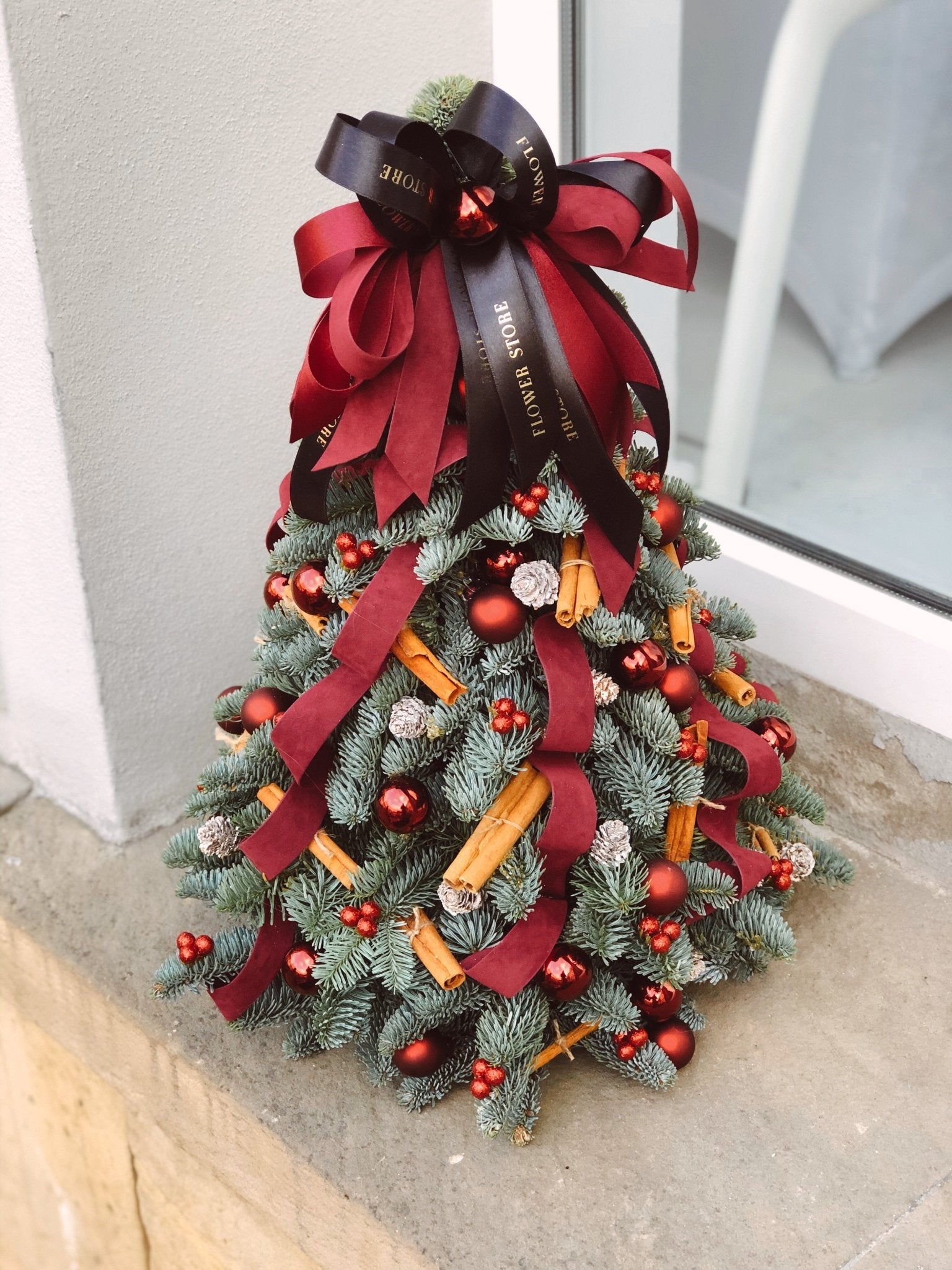 Choinka - Marry Christmas - żywa - kwiaty Flower Store Warszawa