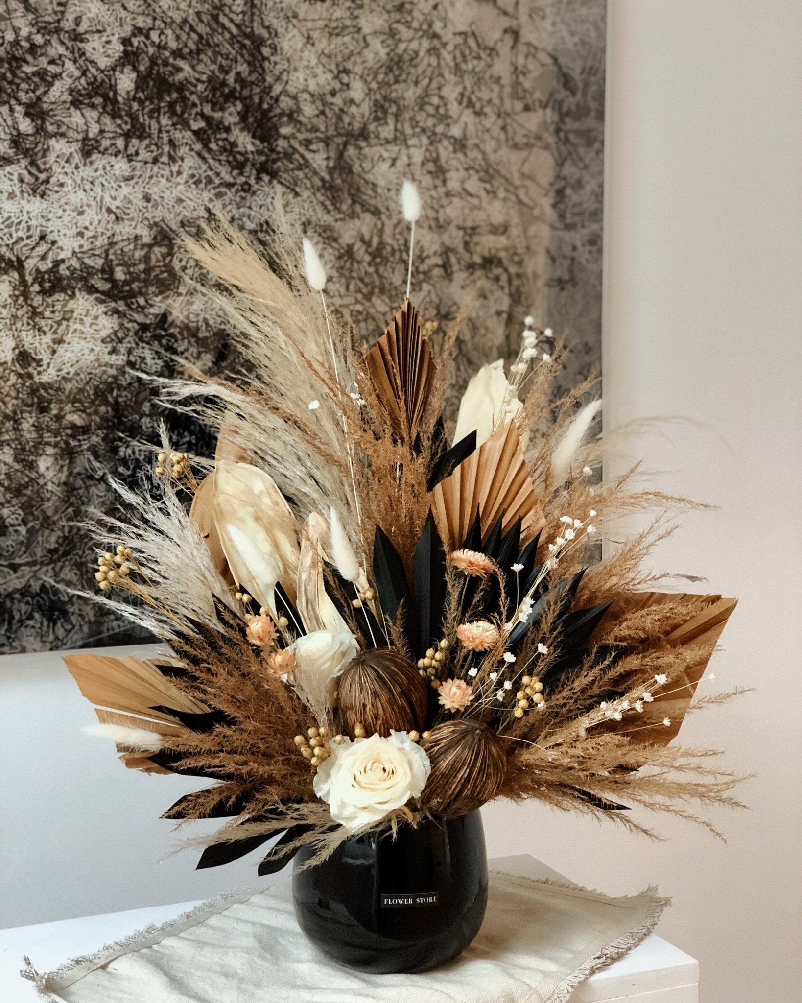 „Exclusive Dark” kompozycja suszona - kwiaty Flower Store Warszawa