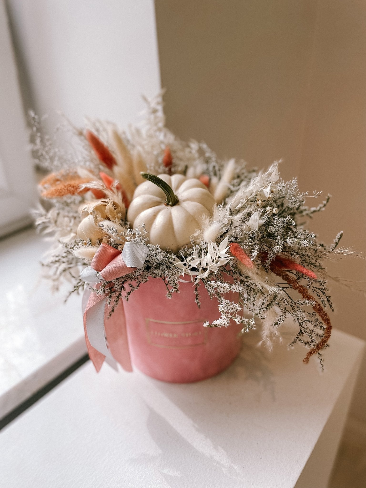 Flokowany flowerbox z kompozycja jesienną - kwiaty Flower Store Warszawa