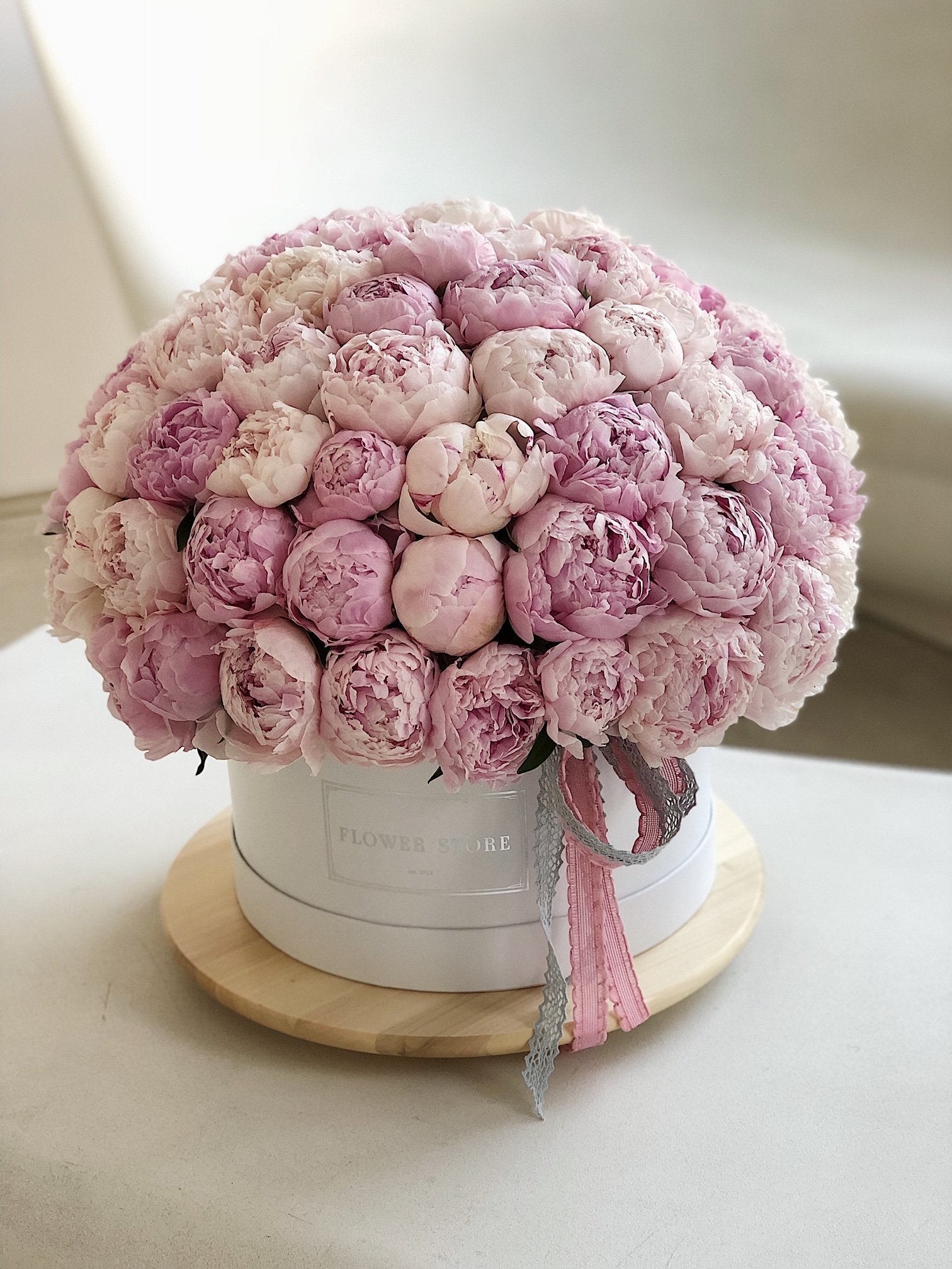 Grande Premium z Peoniami - kwiaty żywe flowerbox - kwiaty Flower Store Warszawa