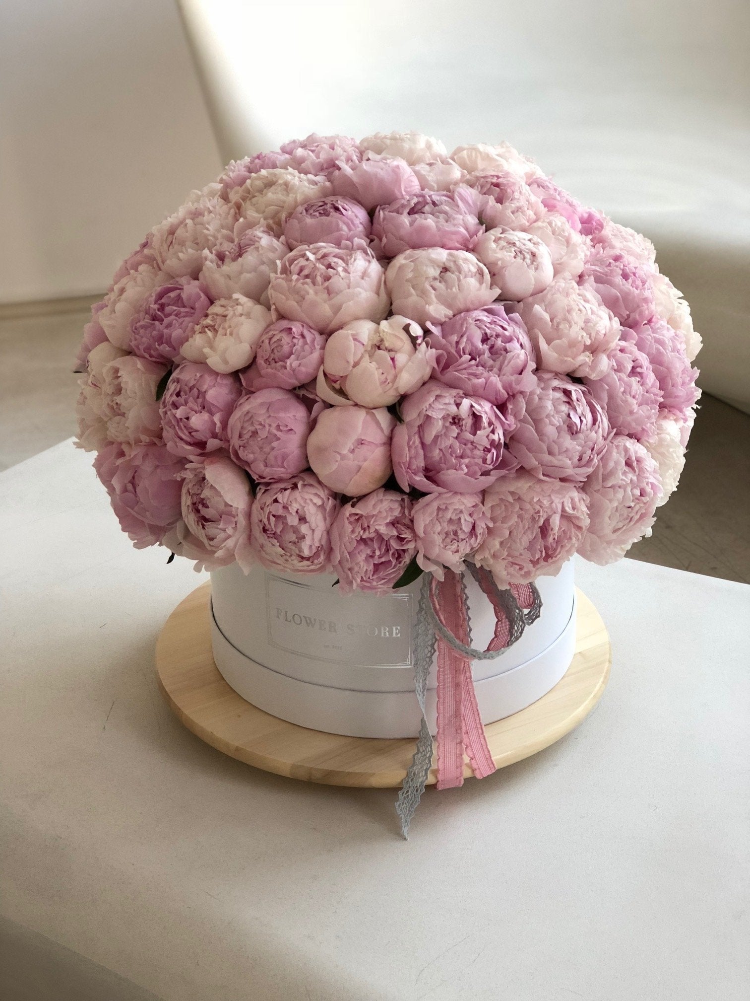 Grande Premium z Peoniami - kwiaty żywe flowerbox - kwiaty Flower Store Warszawa