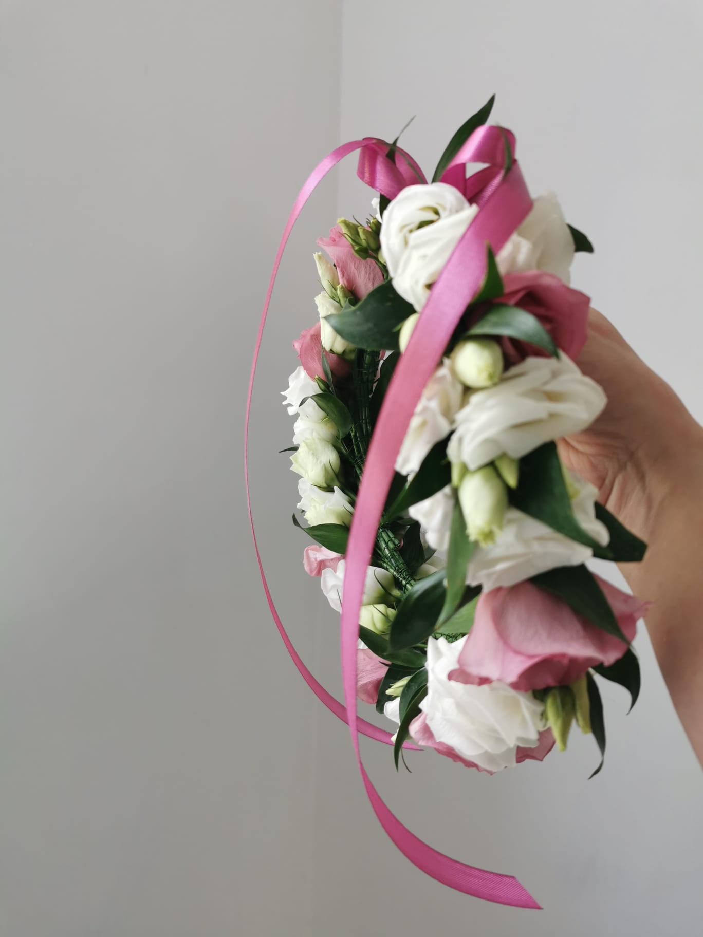 NO2 wreath- live flowers