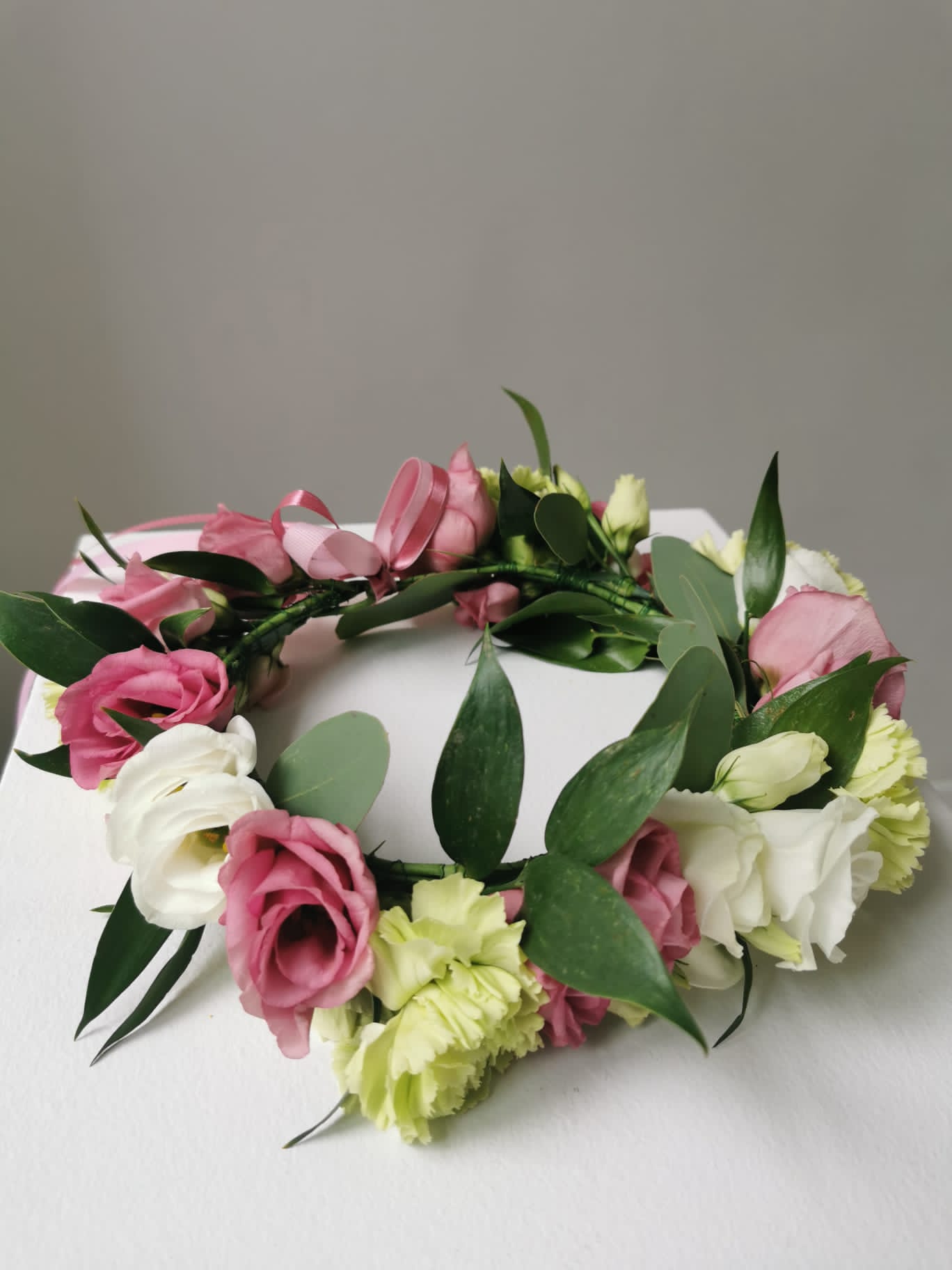 NO2 wreath- live flowers