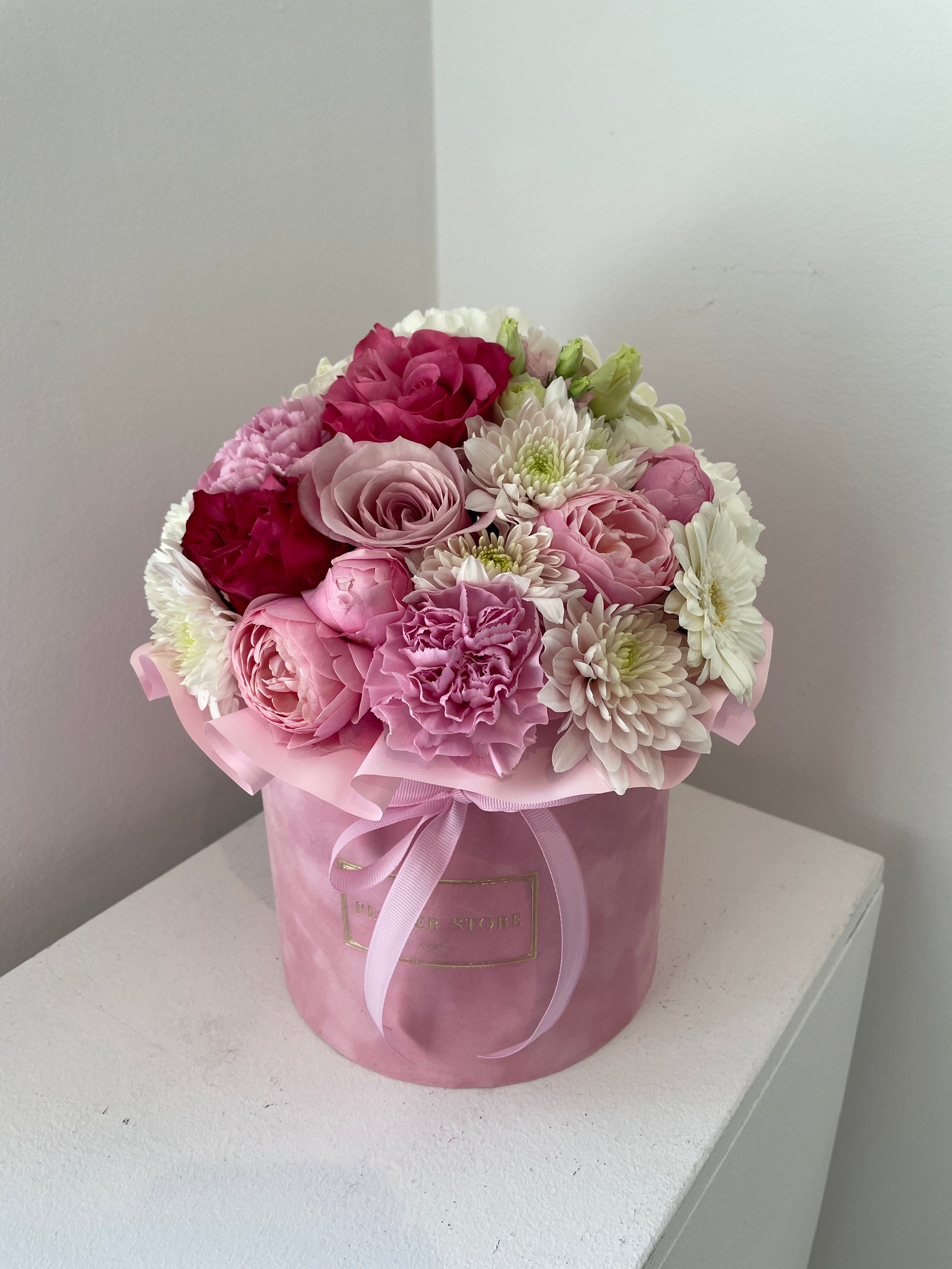 Spring flowers in the velor Flowerbox