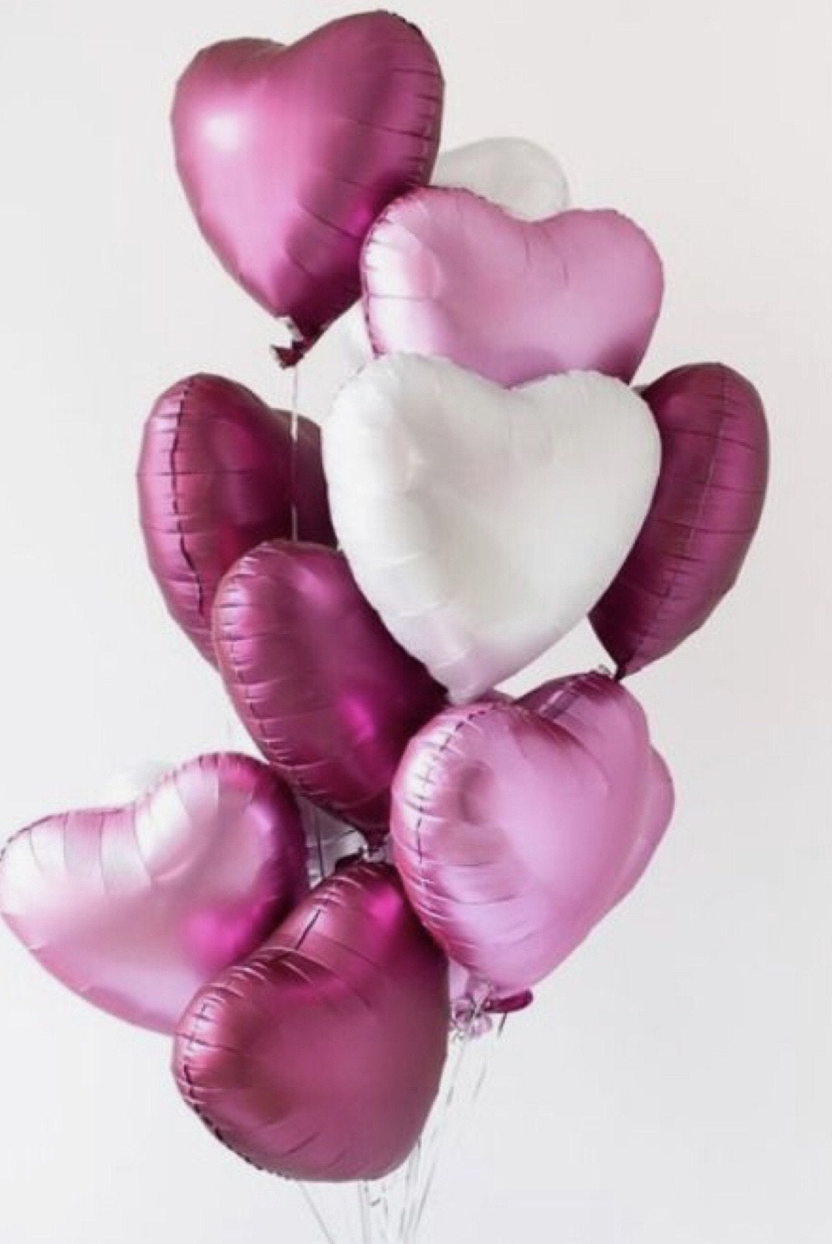 10 heart balloons with helium