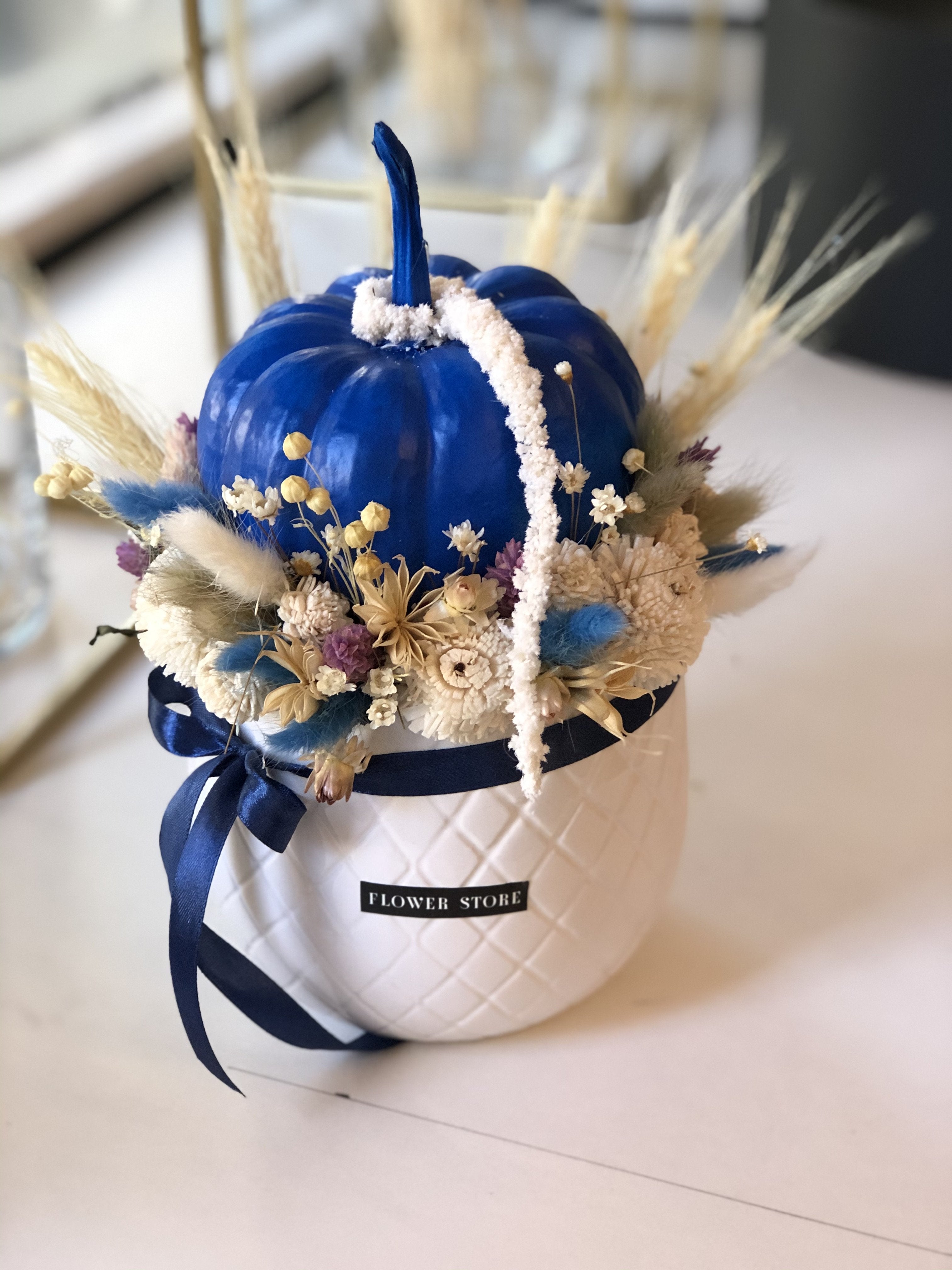 Blue Autumn lightness - pumpkin