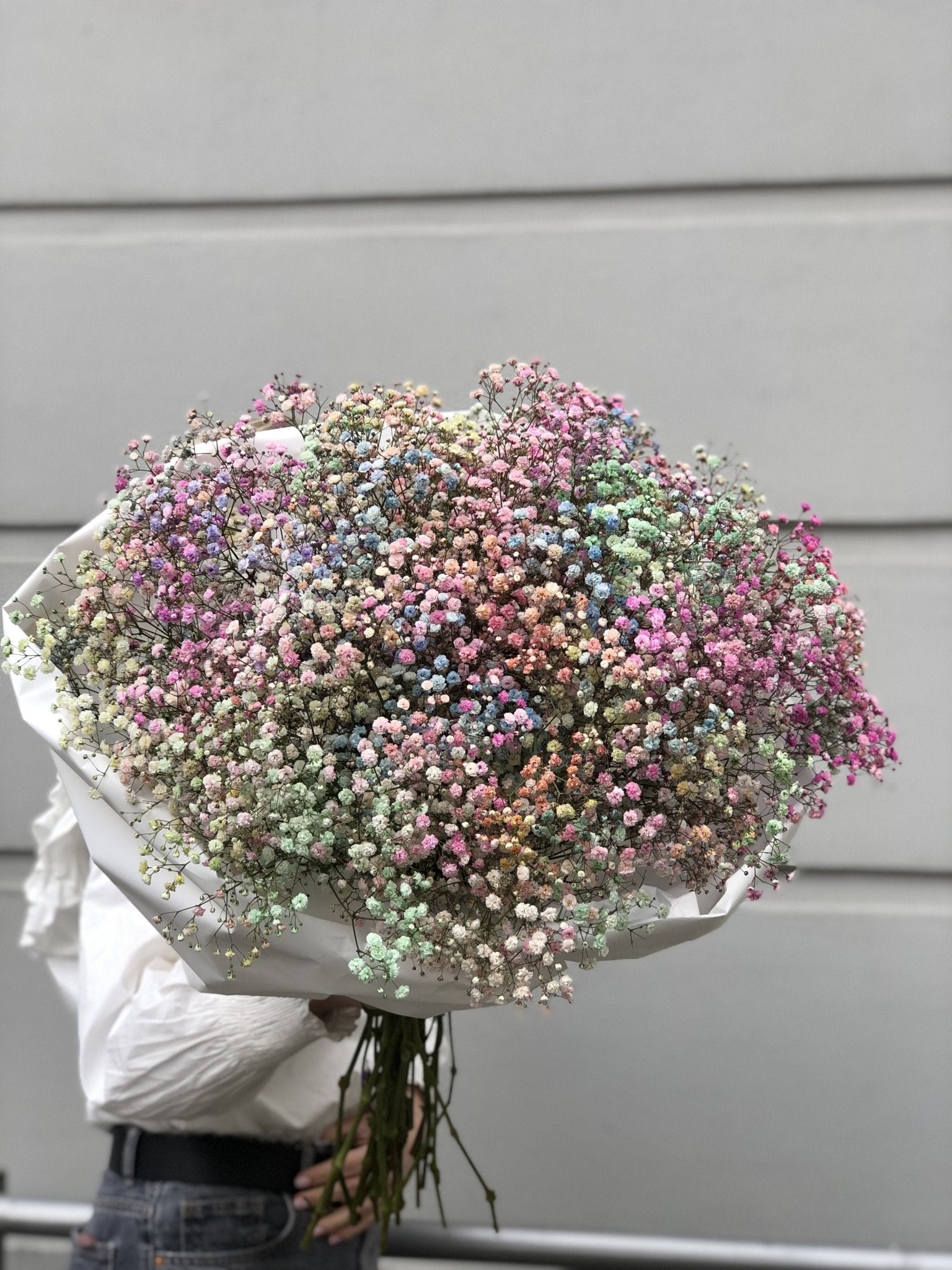 Kolorowy bukiet gipsówka - kwiaty Flower Store Warszawa