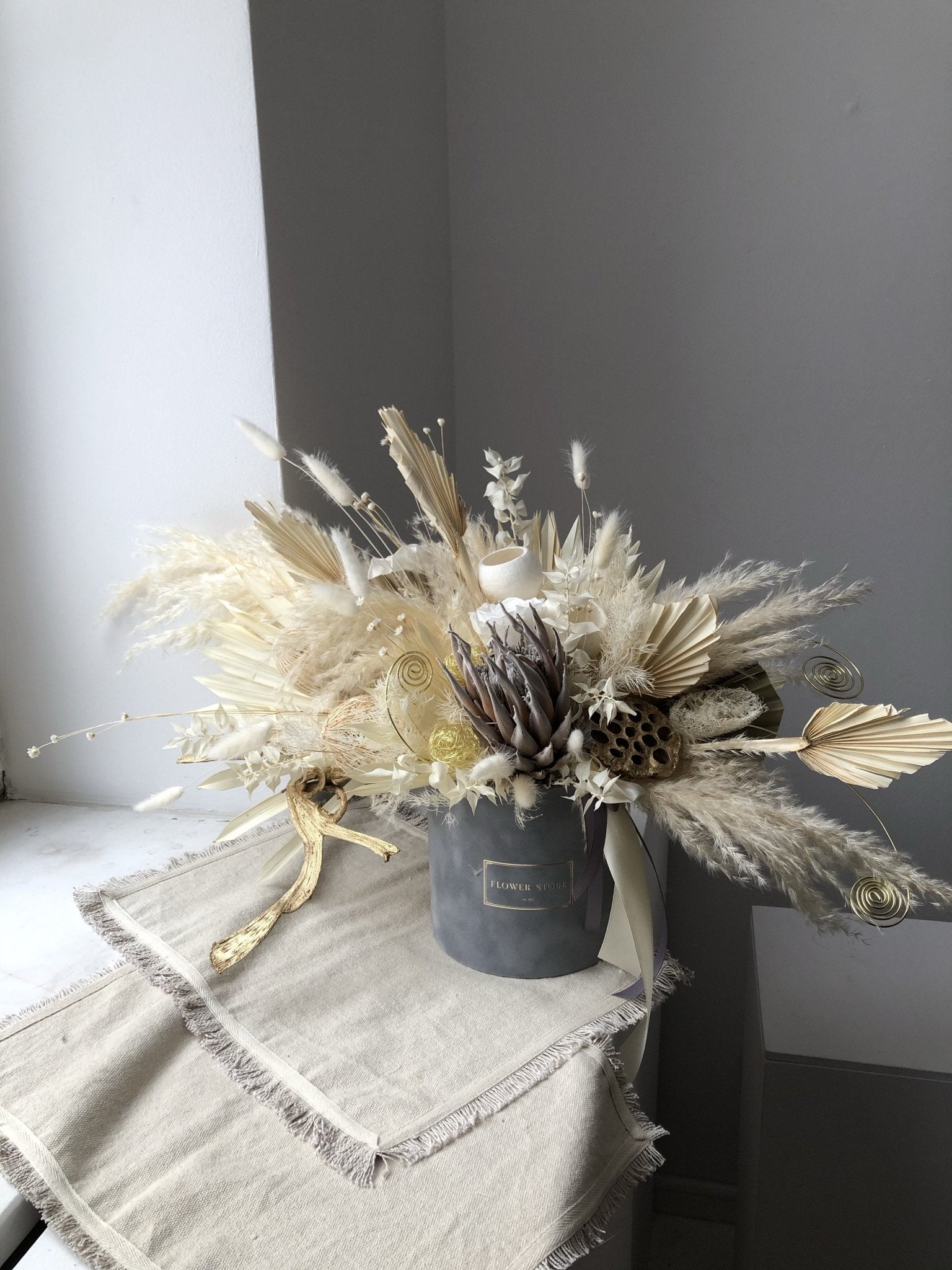 Suszona kompozycja gold - kwiaty Flower Store Warszawa