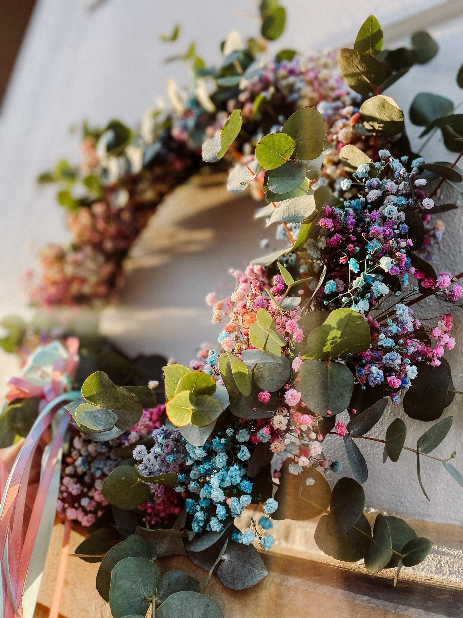 Wianek na drzwi - Kolorowa Gipsówka - kwiaty Flower Store Warszawa