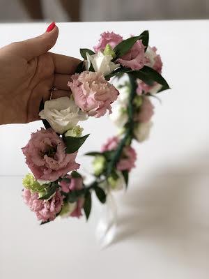 Wianek na głowę - kwiaty żywe, różowo biały - kwiaty Flower Store Warszawa
