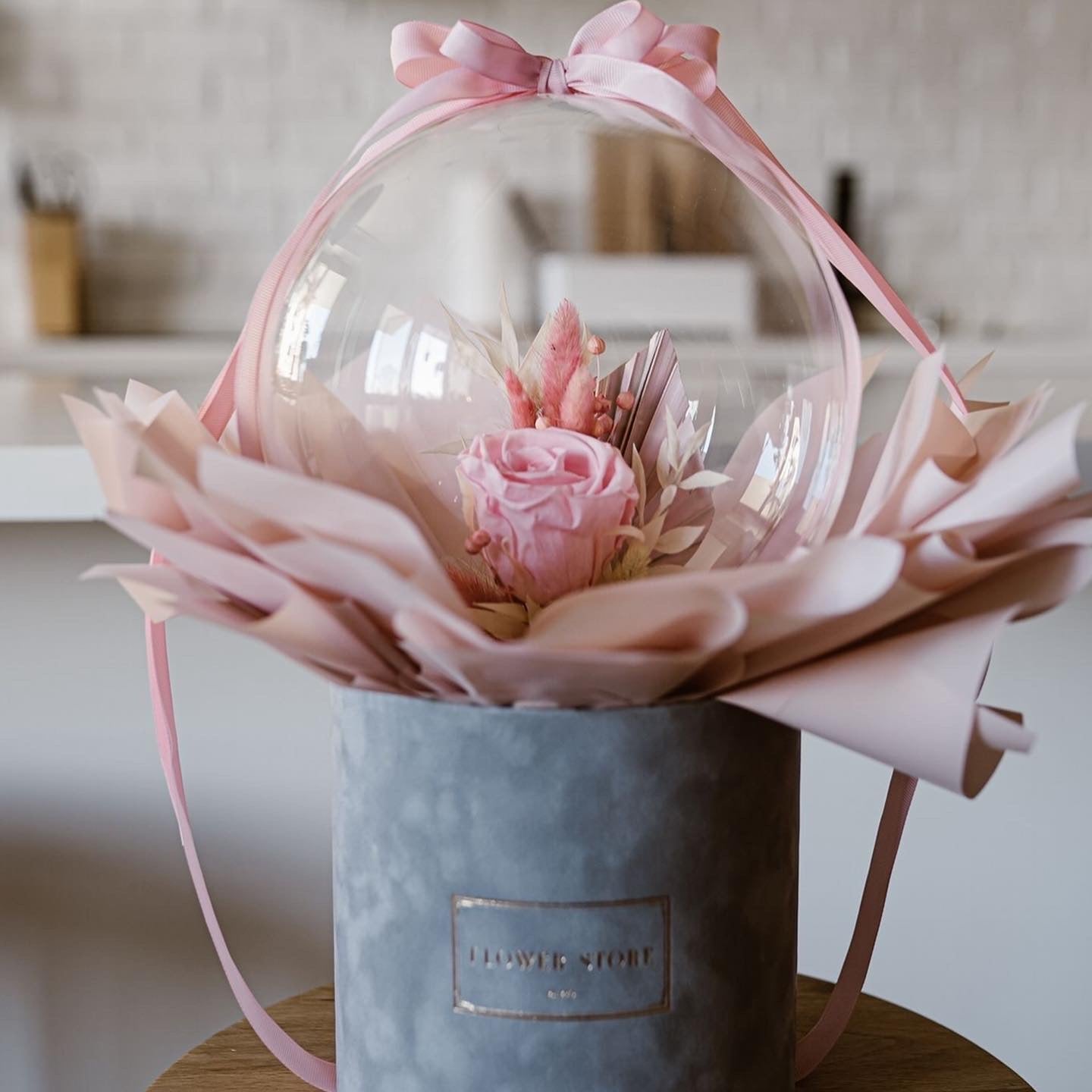 Wieczne Róże w Flokowanym Flowerboxie - kwiaty Flower Store Warszawa