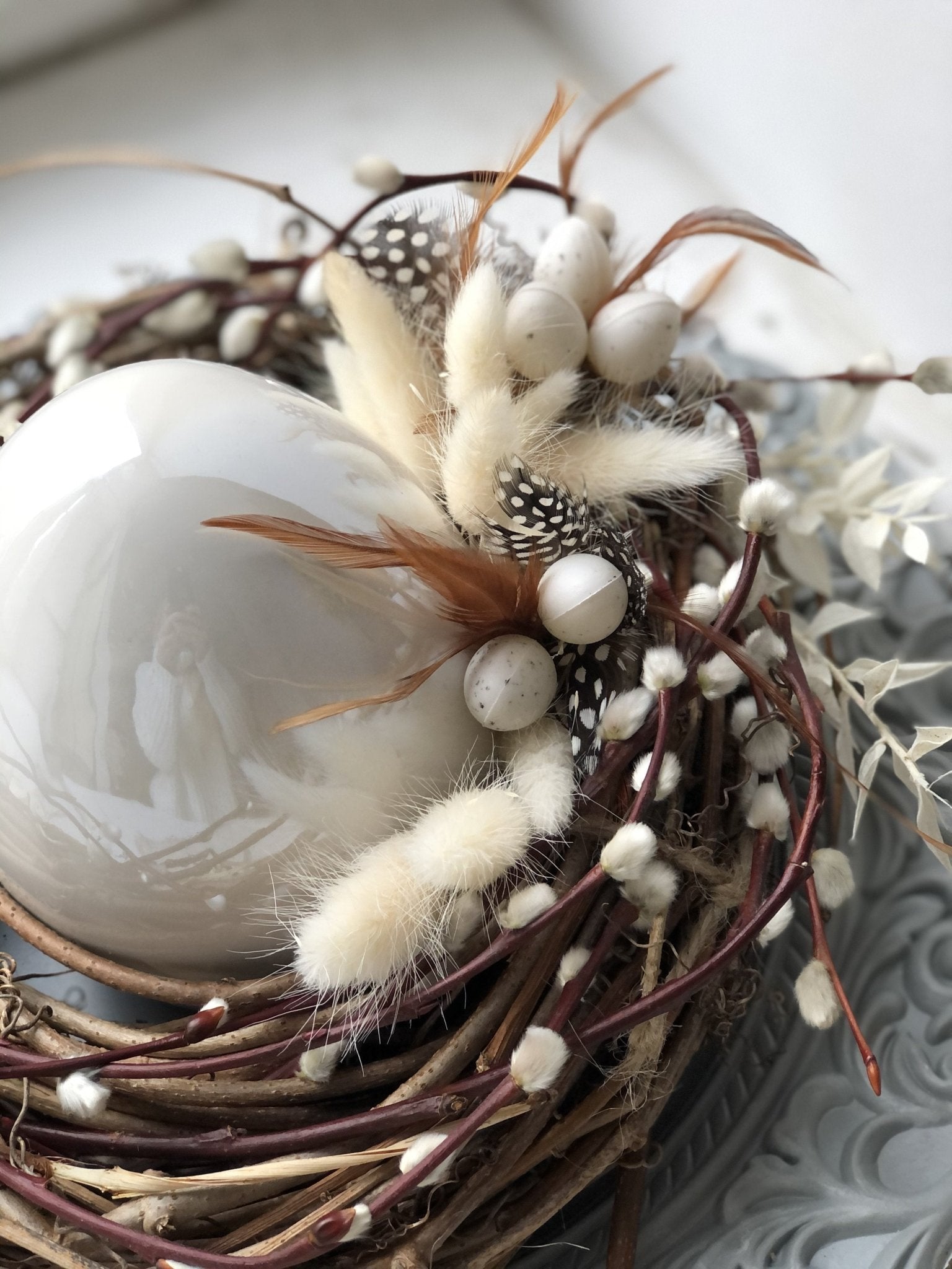 Wielkanocny talerz - dekoracja - kwiaty Flower Store Warszawa