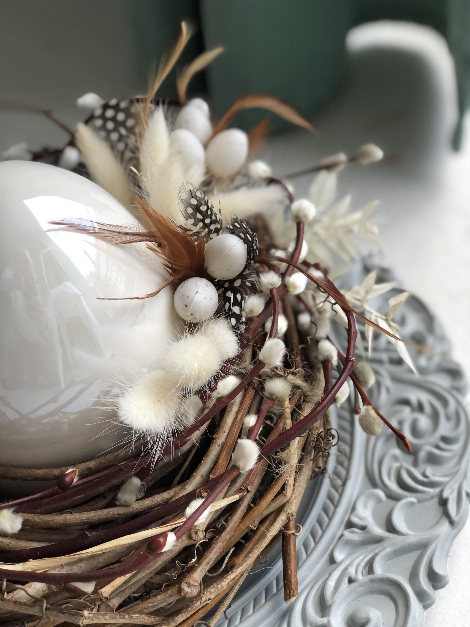 Wielkanocny talerz - dekoracja - kwiaty Flower Store Warszawa