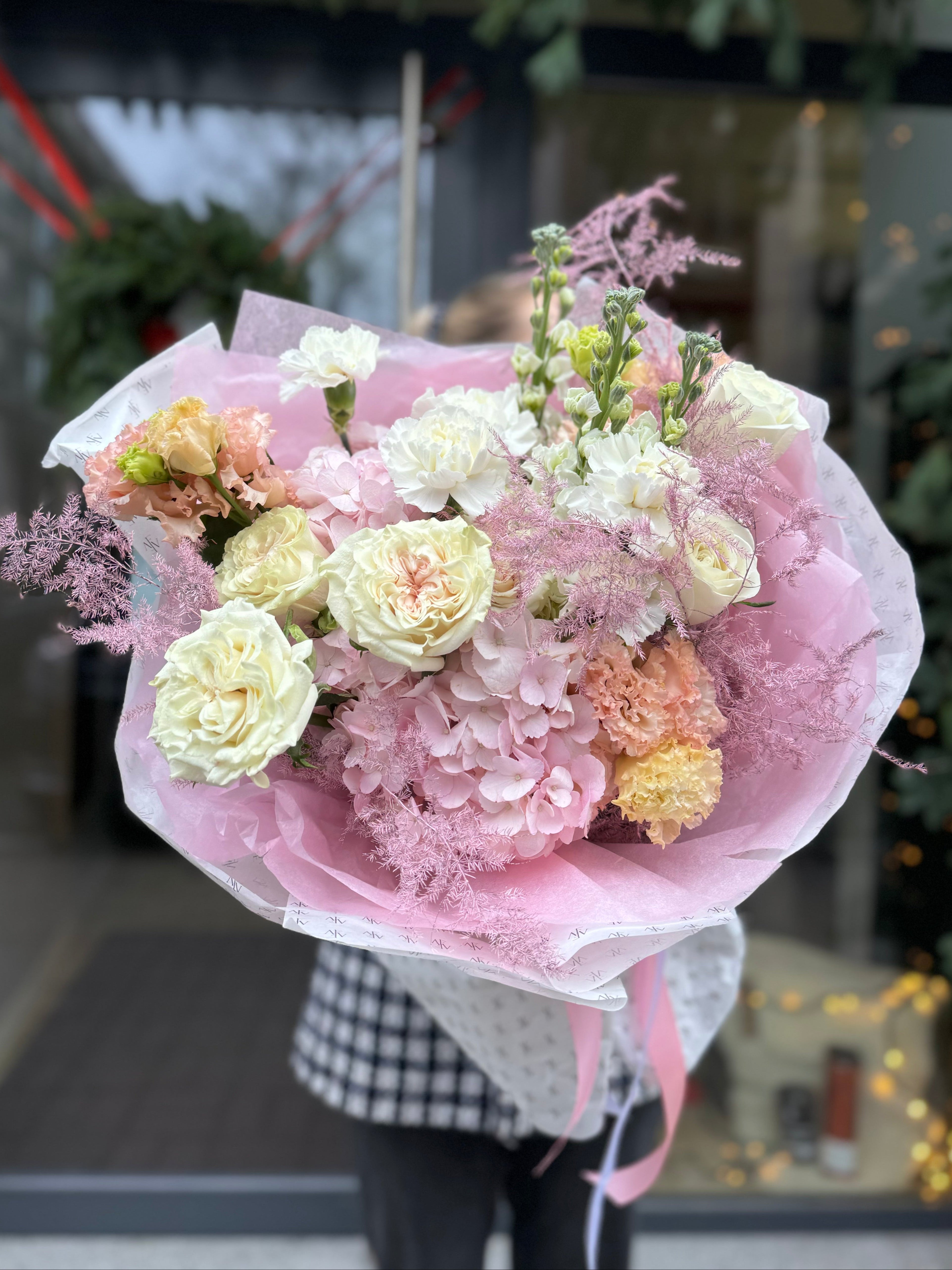 Sexy Pink N Blue Flower Bouquet