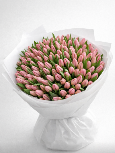 Bukiet 100 Tulipanów „Wiosenny Luksus”