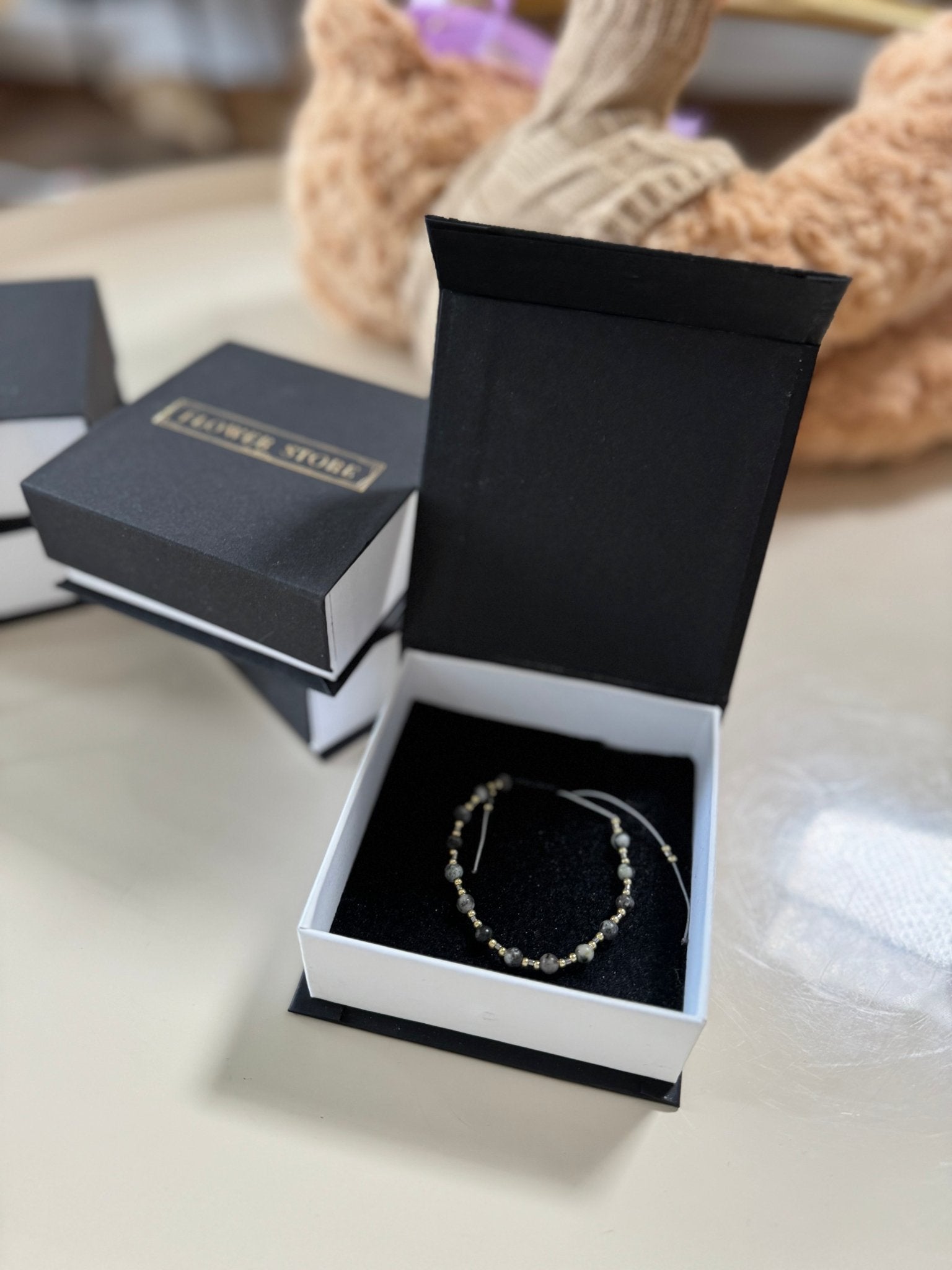 Bransoletka walentynkowa Kocham - kwiaty Flower Store Warszawa