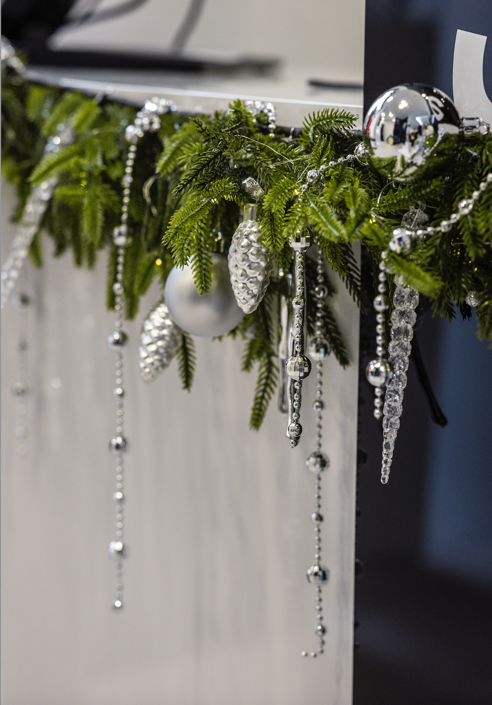 Girlanda Otulona Srebrem - kwiaty Flower Store Warszawa