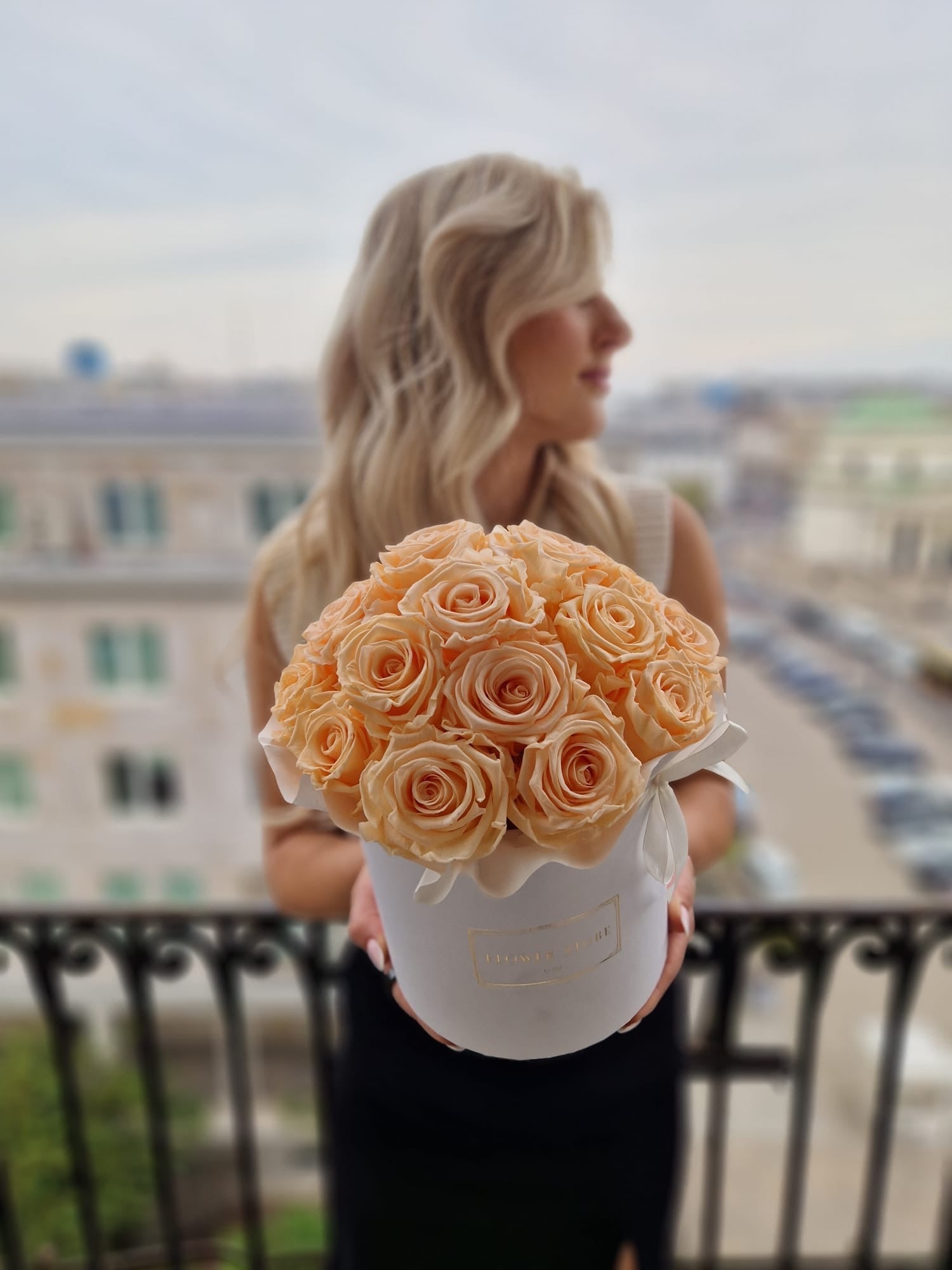 Herbaciane wieczne róże - kwiaty Flower Store Warszawa