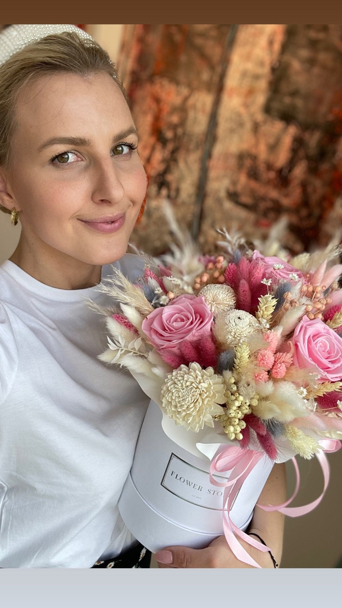 Średni suszony flowerbox z wiecznymi różami - kwiaty Flower Store Warszawa