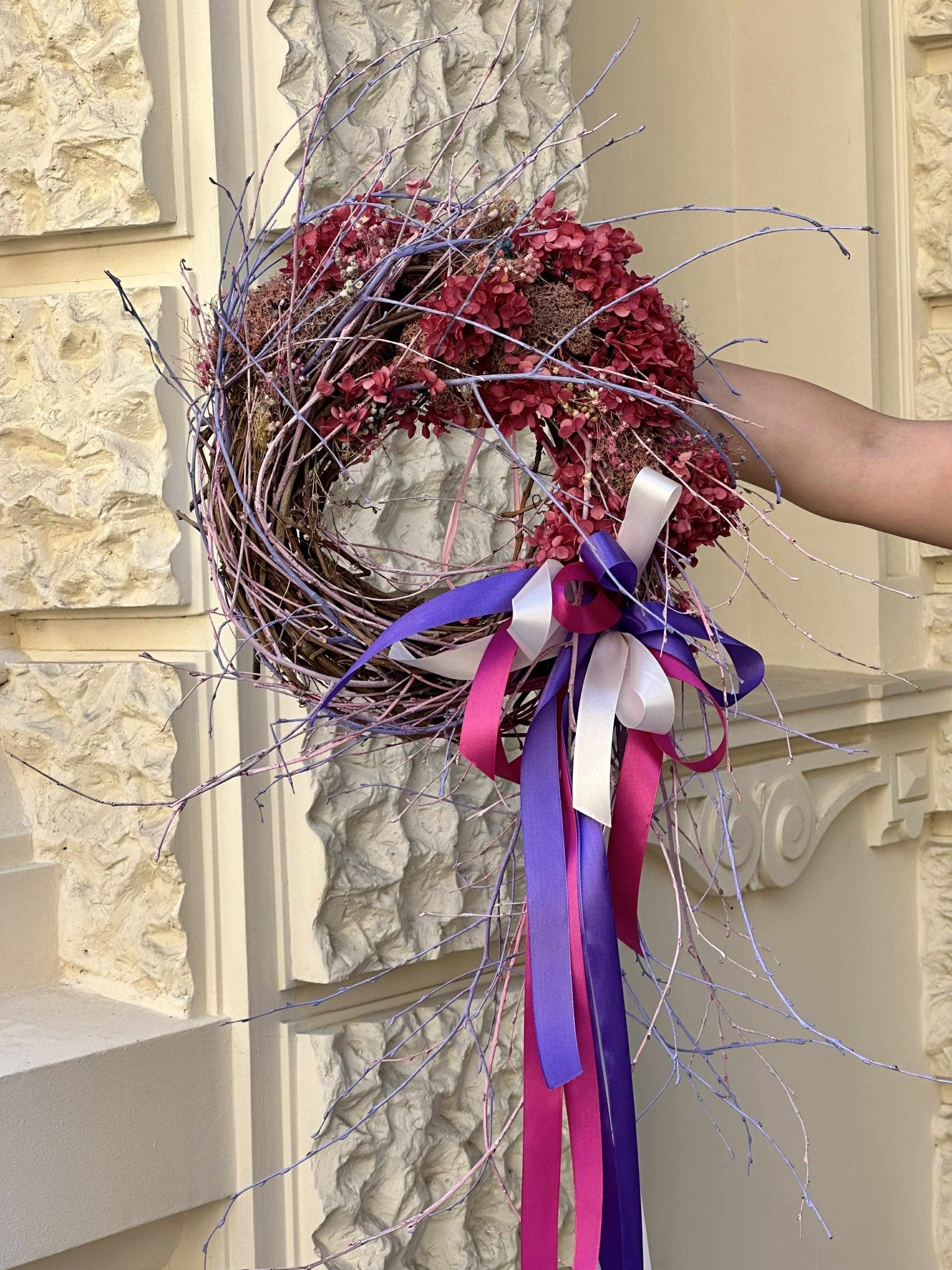 Wianek fioletowo - różowy na drzwi - kwiaty Flower Store Warszawa