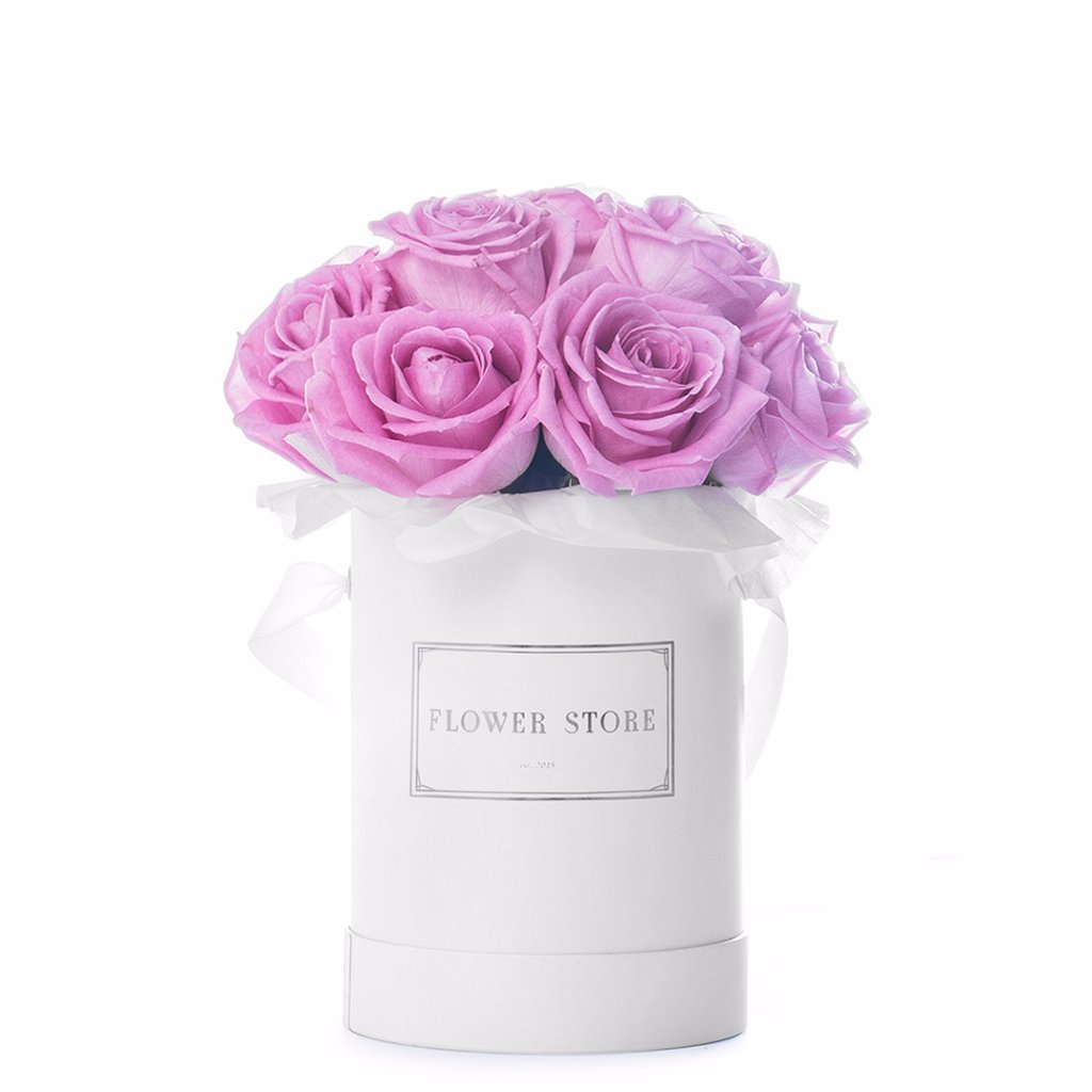 Вечно-розовые розы, круглая белая коробочка - цветы с доставкой