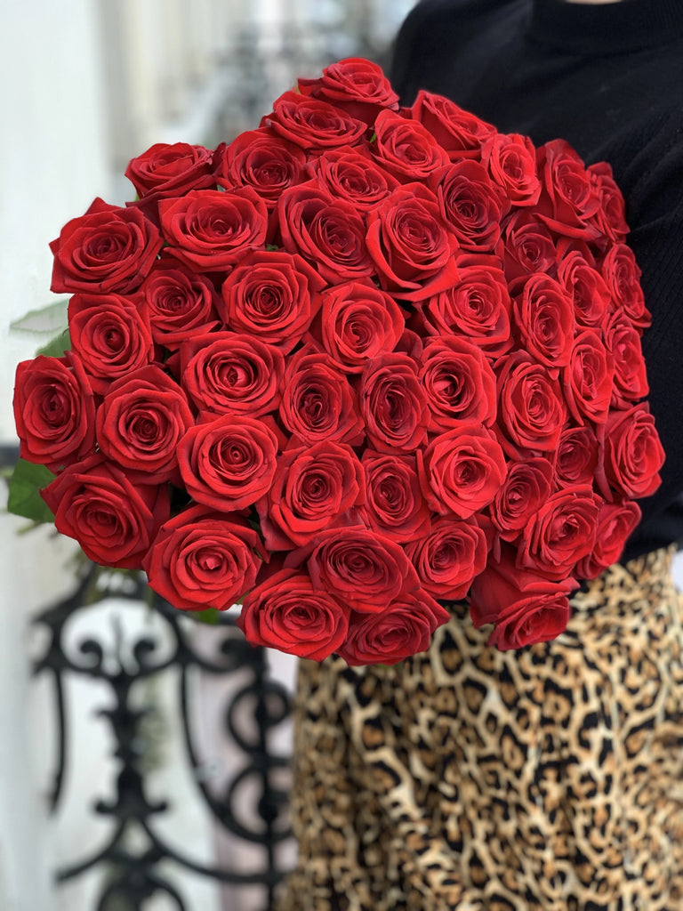 Urodzinowy Bukiet z czerwonych róż - kwiaty żywe