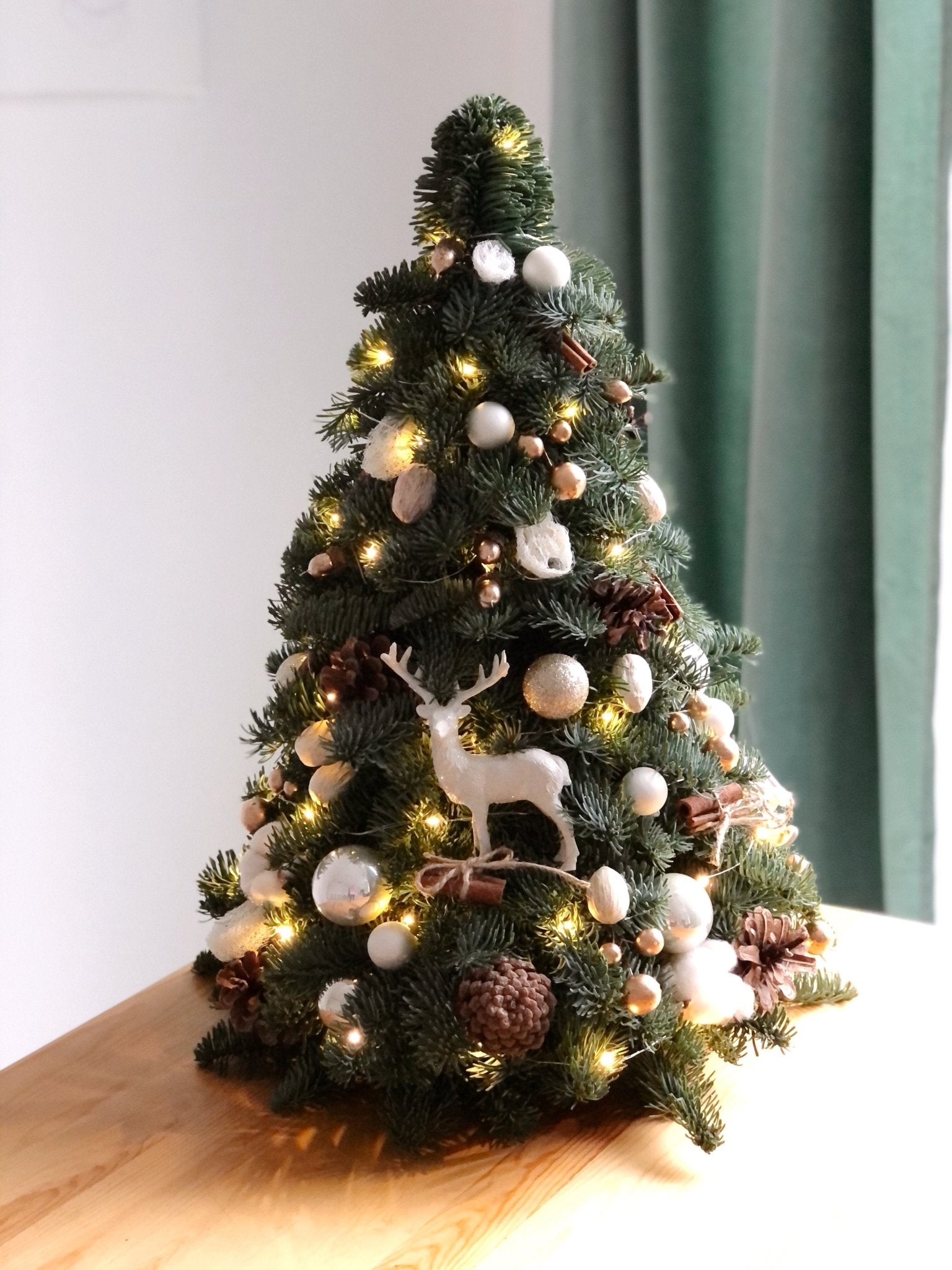 Choinka żywa Natural - kwiaty Flower Store Warszawa