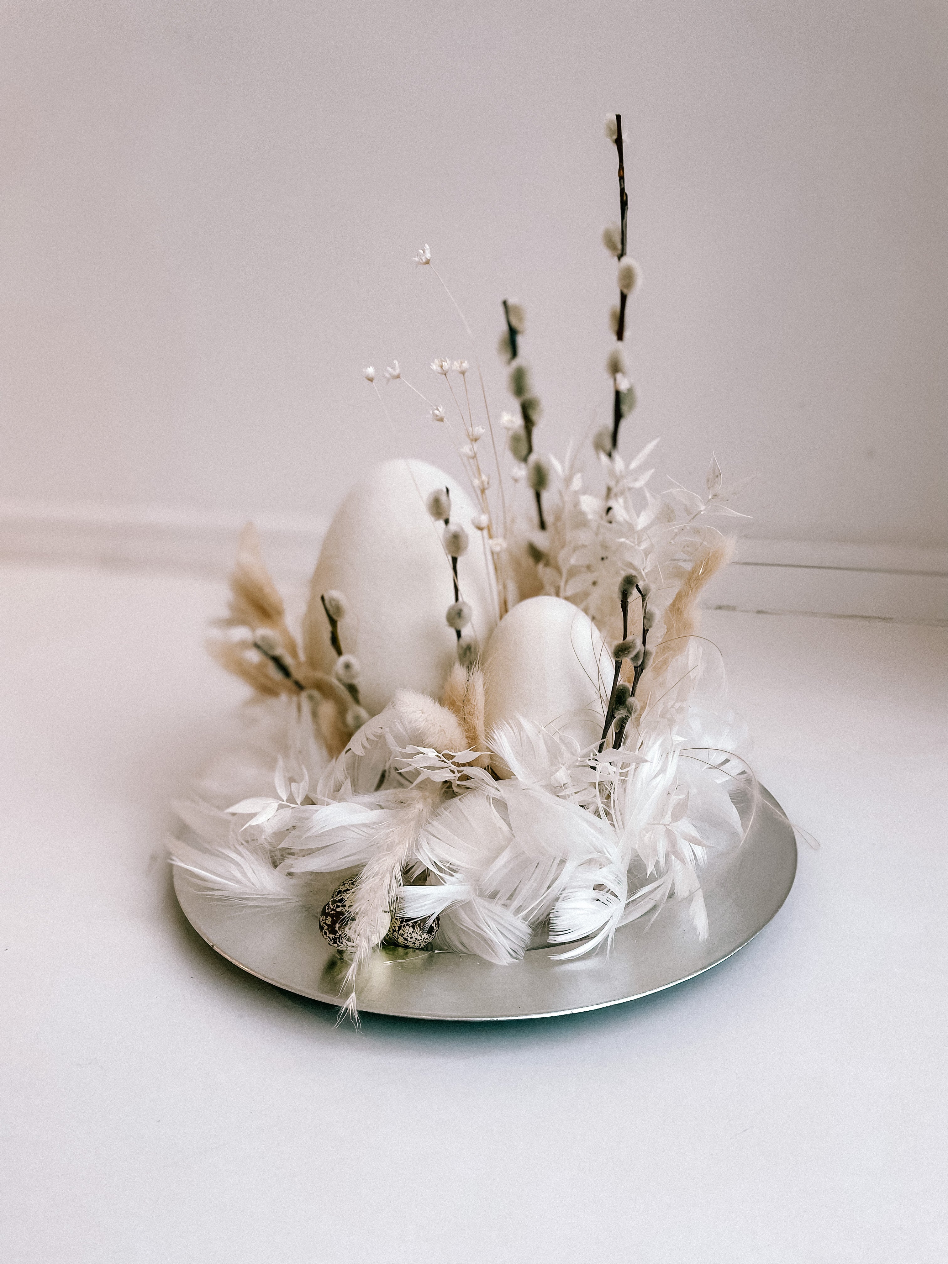 Пасхальная тарелка - Белое яйцо
