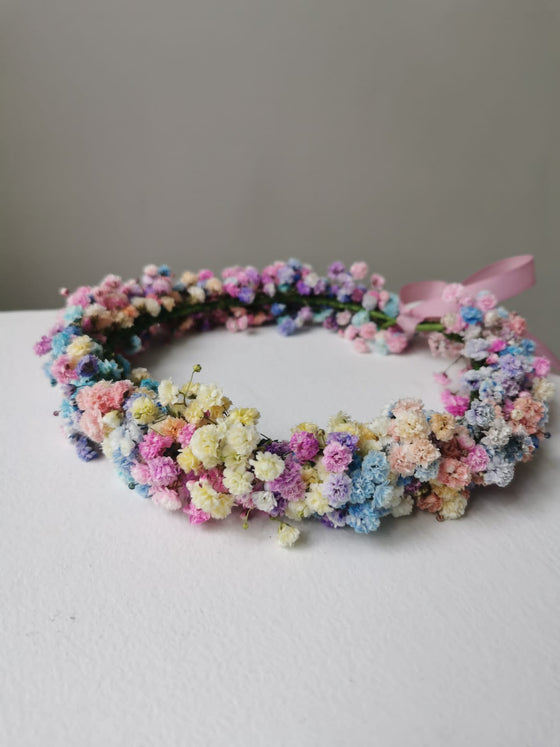 Colorful gypsophila head wreath - live flowers
