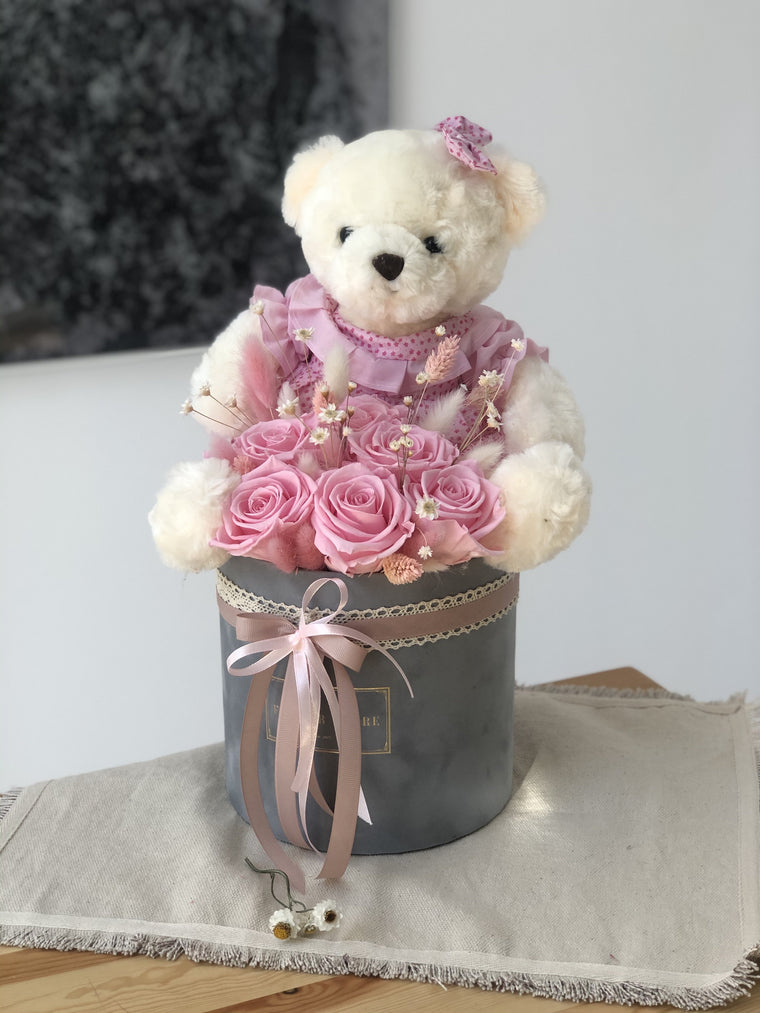 Box prezentowy Baby Girl + wieczne róże