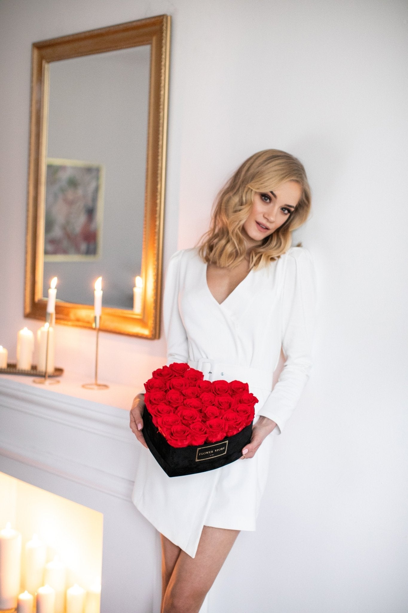 SERCE PREMIUM Z CZERWONYMI WIECZNYMI RÓŻAMI - FLOKOWANY FLOWERBOX - kwiaty Flower Store Warszawa