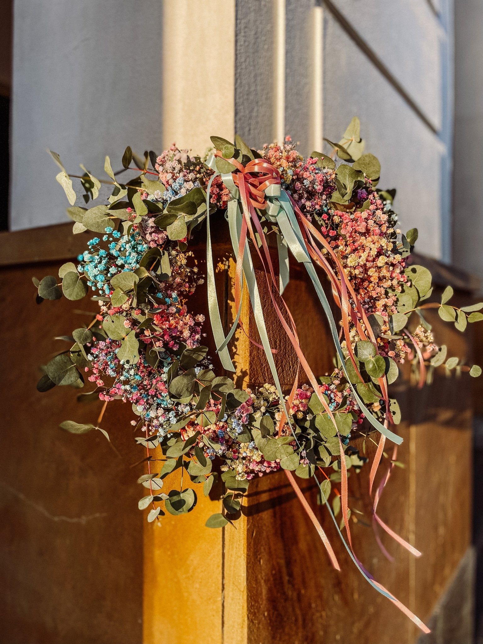 Wianek na drzwi - Kolorowa Gipsówka - kwiaty Flower Store Warszawa