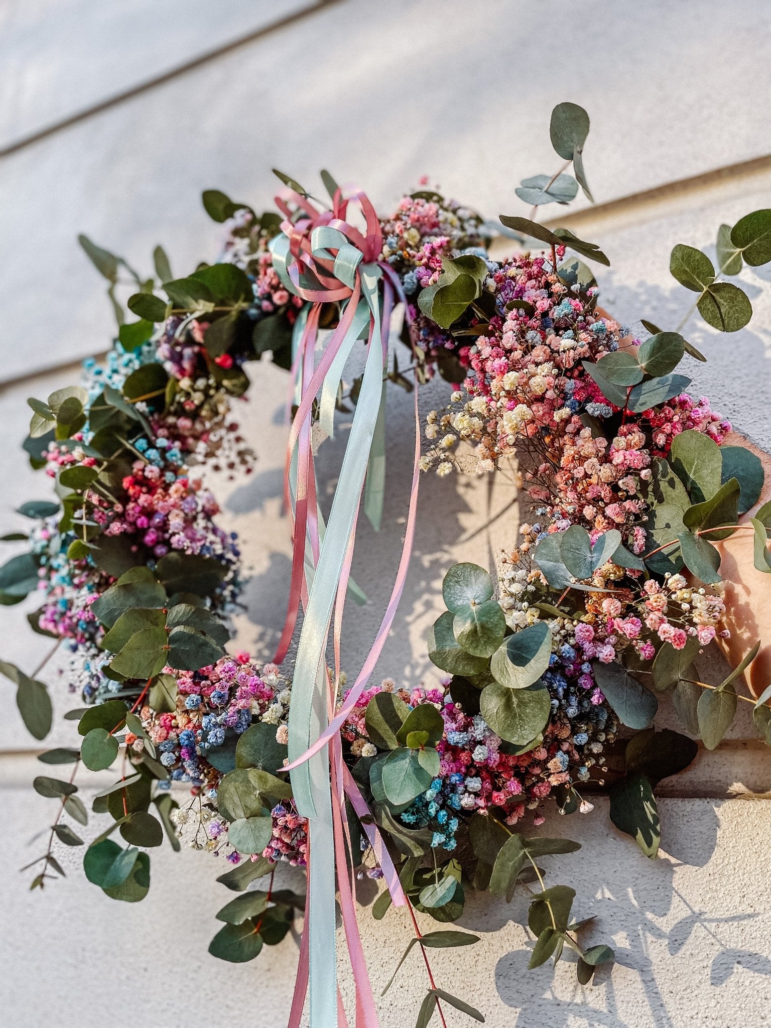 Wianek na drzwi - Kolorowa Gipsówka - kwiaty Flower Store Warszawa