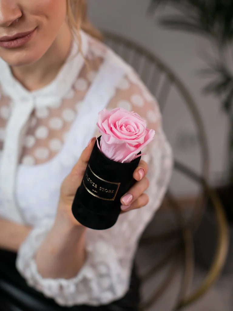 Wieczna róża mini flowerbox - wiele kolorów - kwiaty Flower Store Warszawa